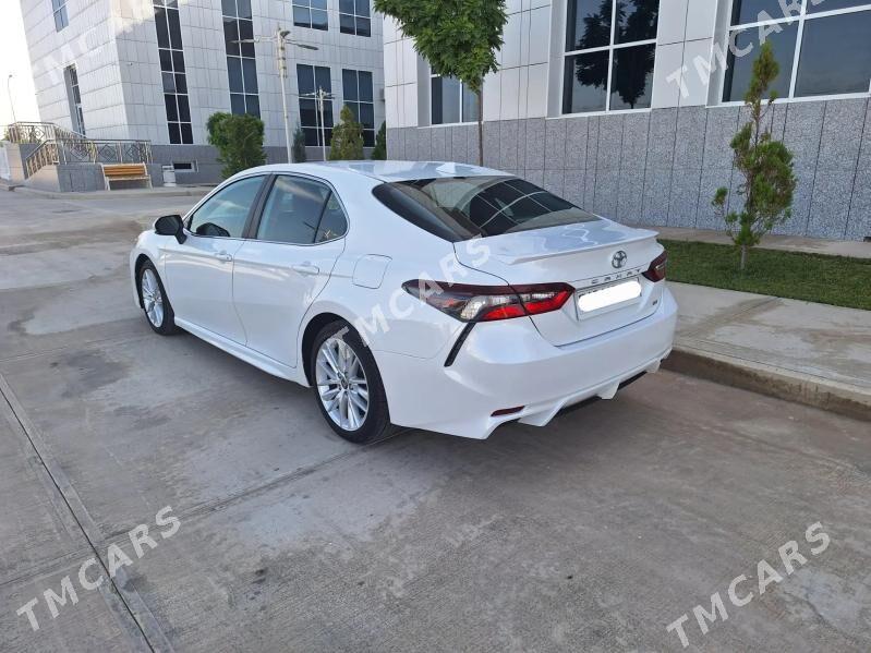 Toyota Camry 2022 - 340 000 TMT - Кëши - img 4