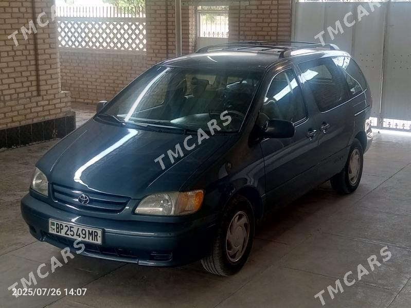 Toyota Sienna 2001 - 180 000 TMT - Мары - img 3