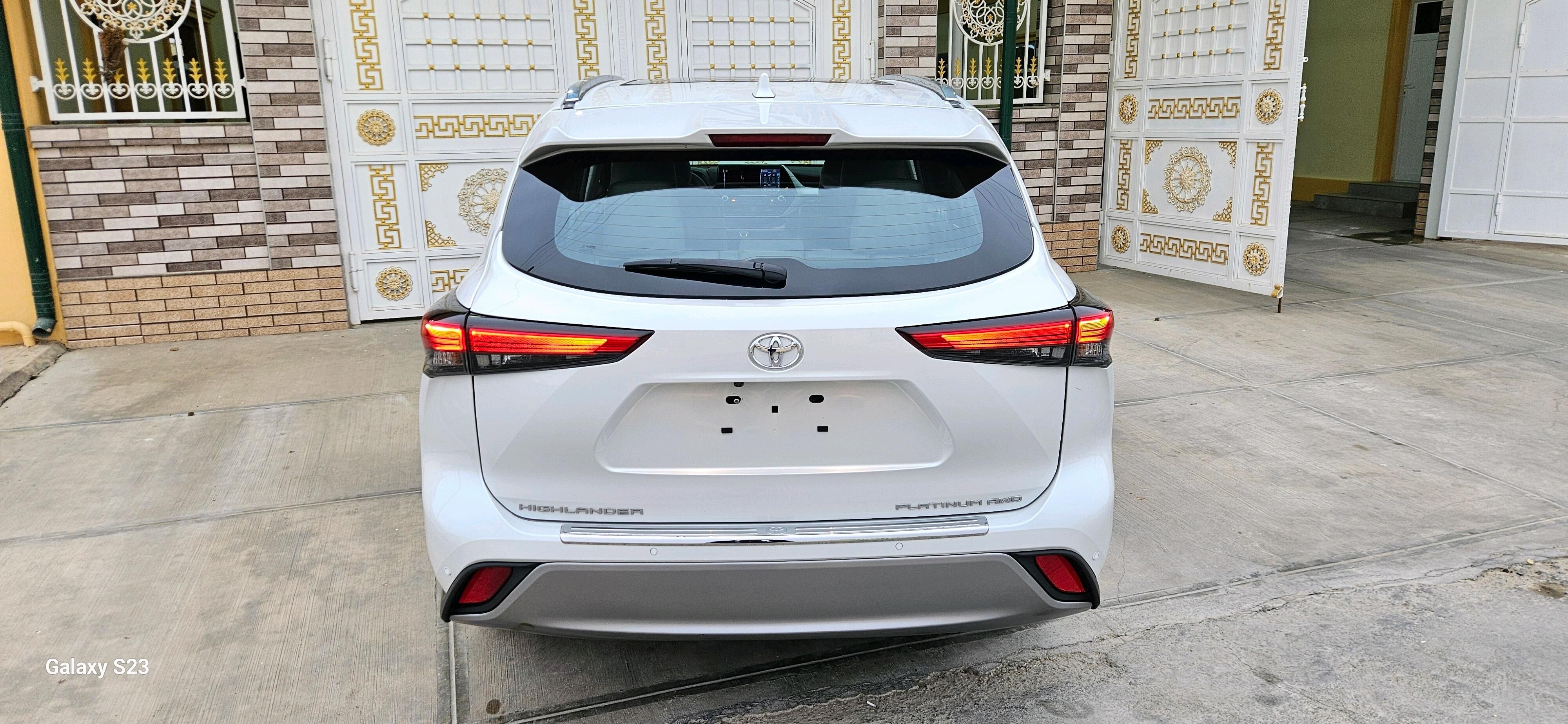 Toyota Highlander 2022 - 686 000 TMT - Aşgabat - img 5