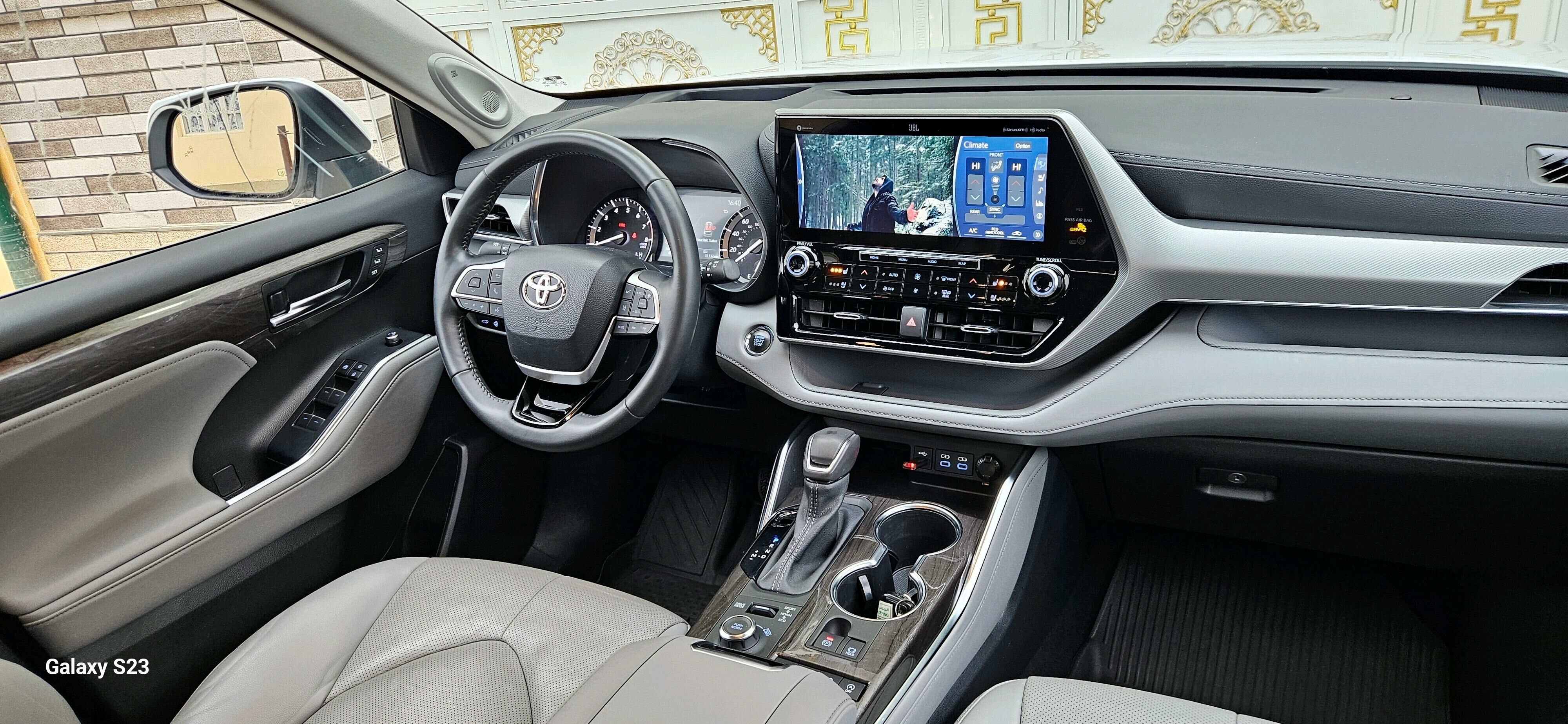 Toyota Highlander 2022 - 686 000 TMT - Aşgabat - img 4
