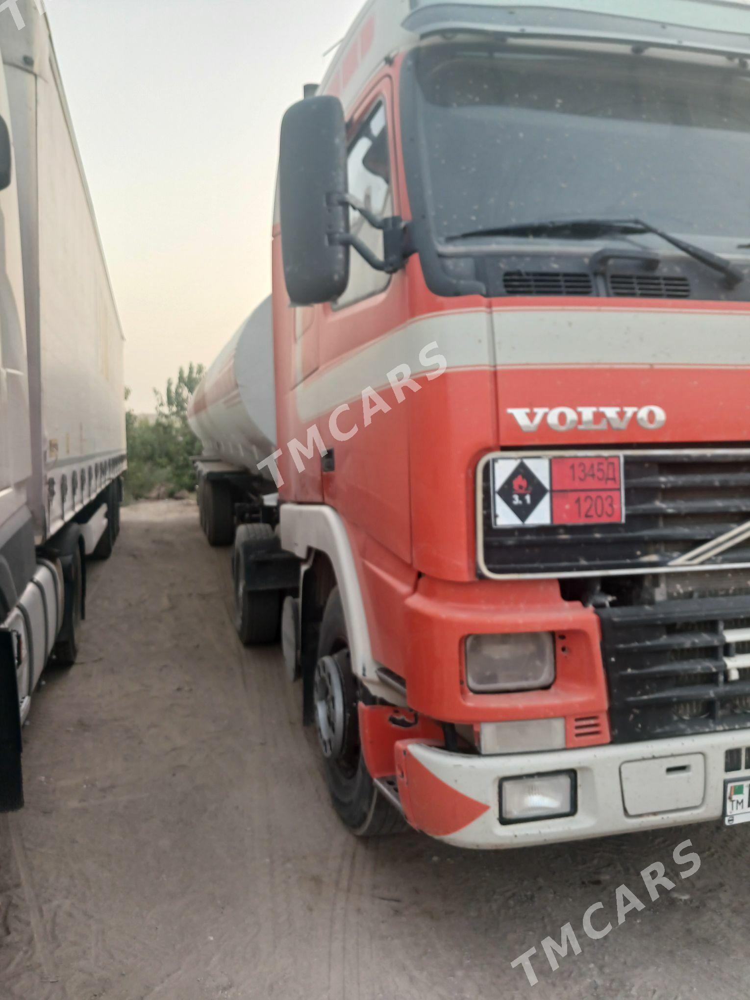 Volvo FH12 1999 - 900 000 TMT - Kerki - img 4