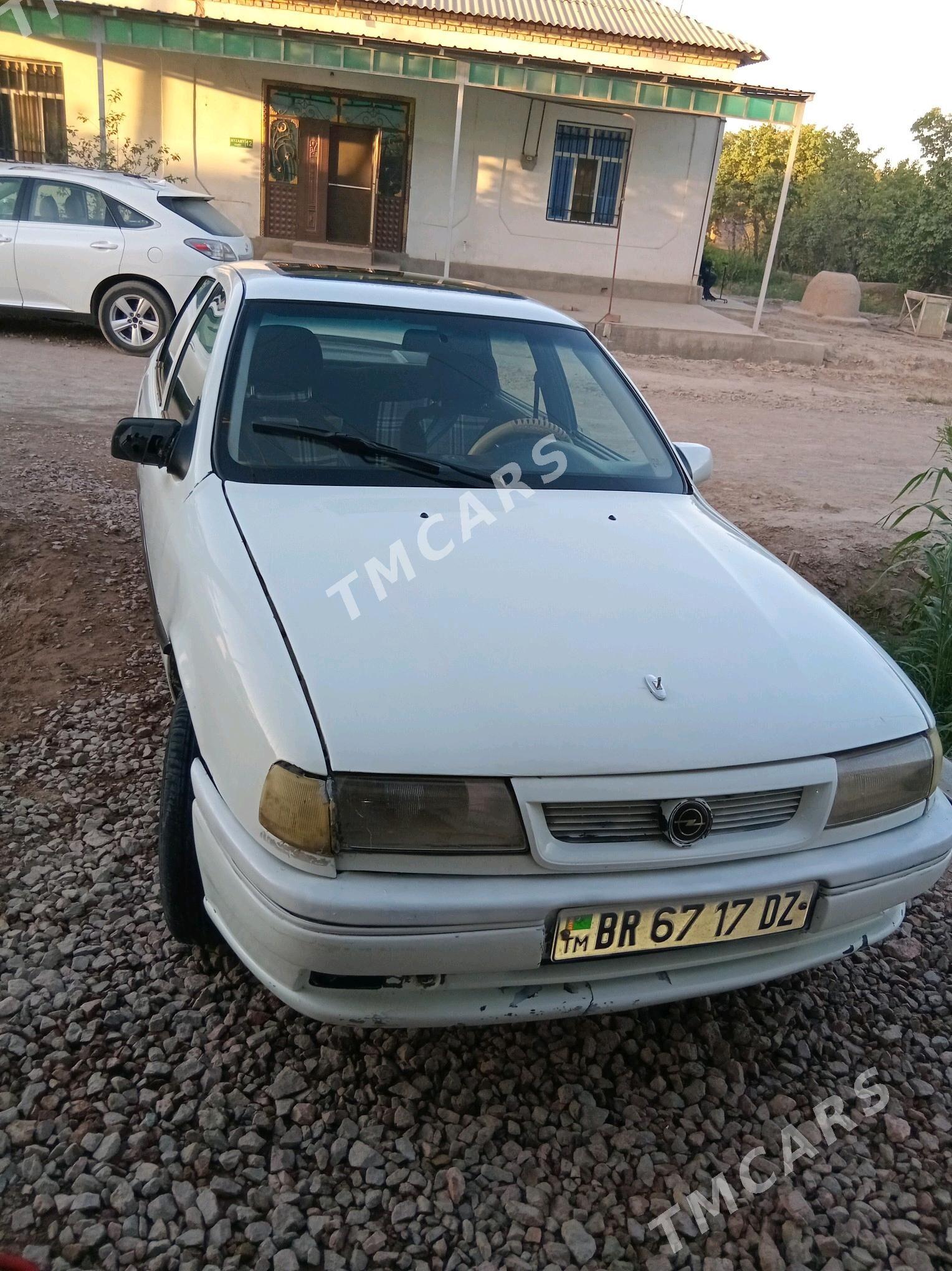 Opel Vectra 1992 - 30 000 TMT - Дашогуз - img 5