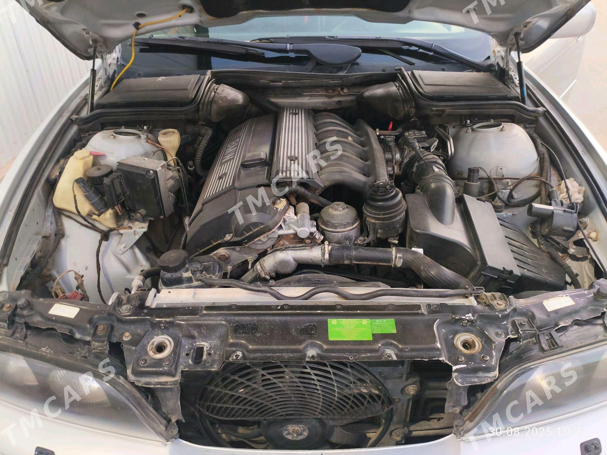 BMW E34 2000 - 100 000 TMT - Мары - img 4