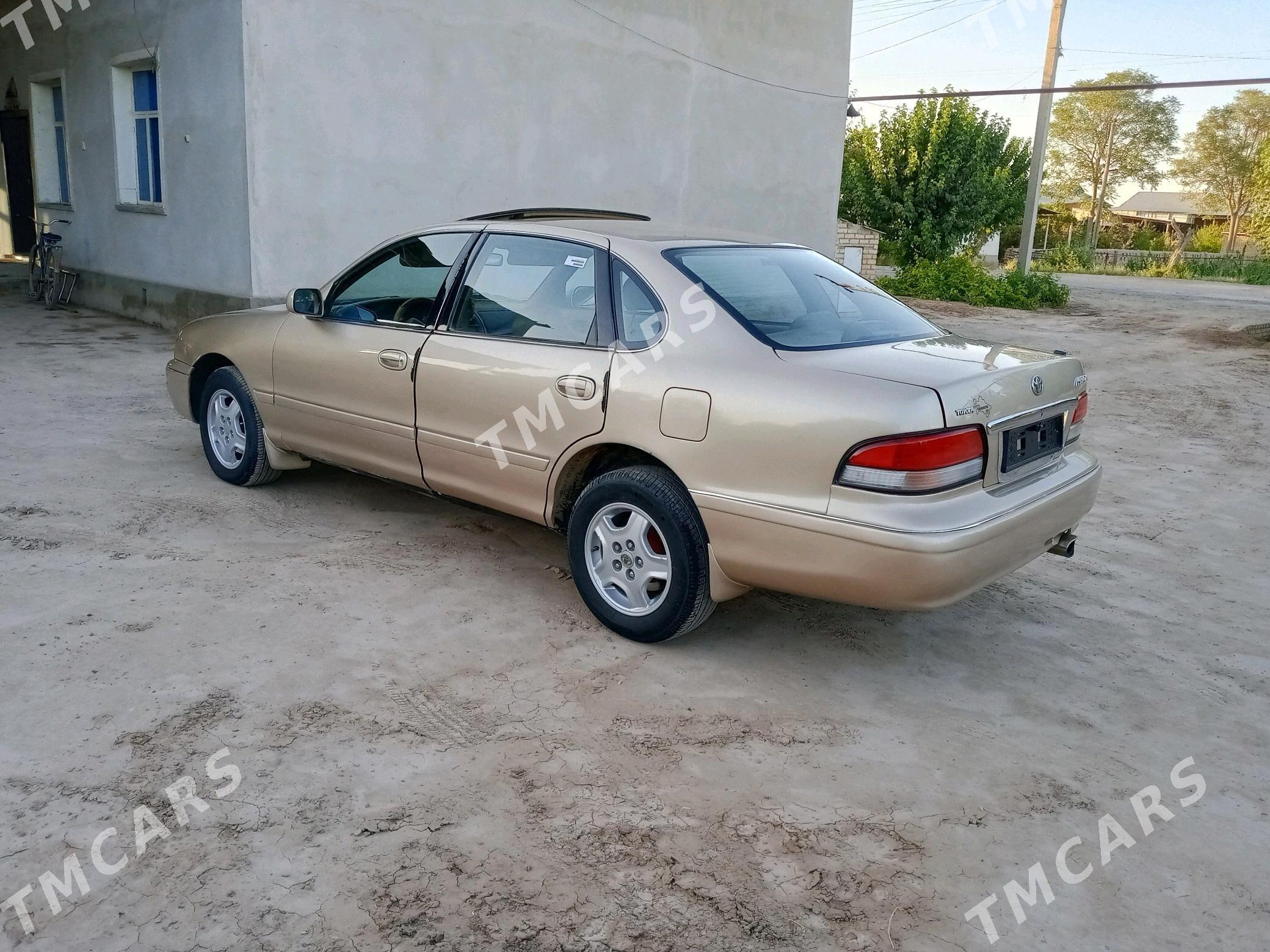 Toyota Avalon 1996 - 120 000 TMT - Halaç - img 3