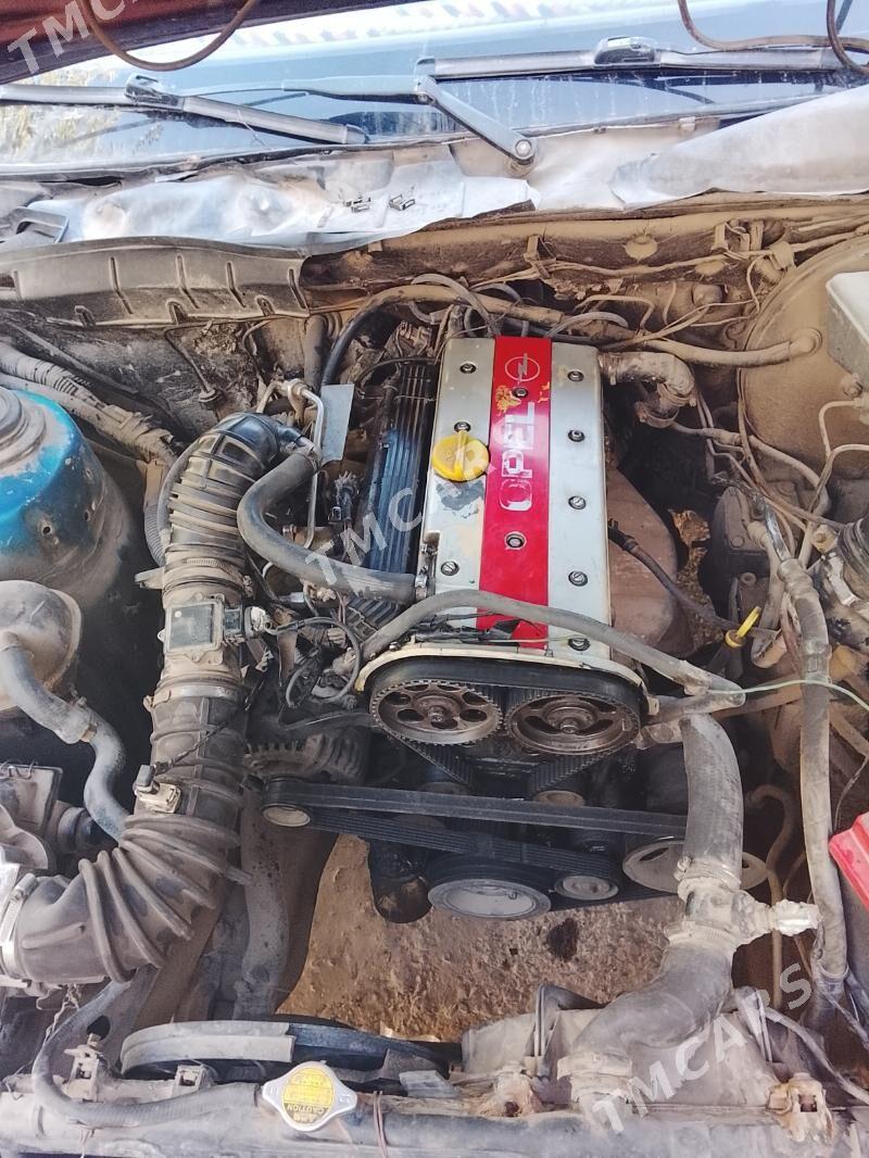 Opel Omega 1993 - 13 000 TMT - Болдумсаз - img 8