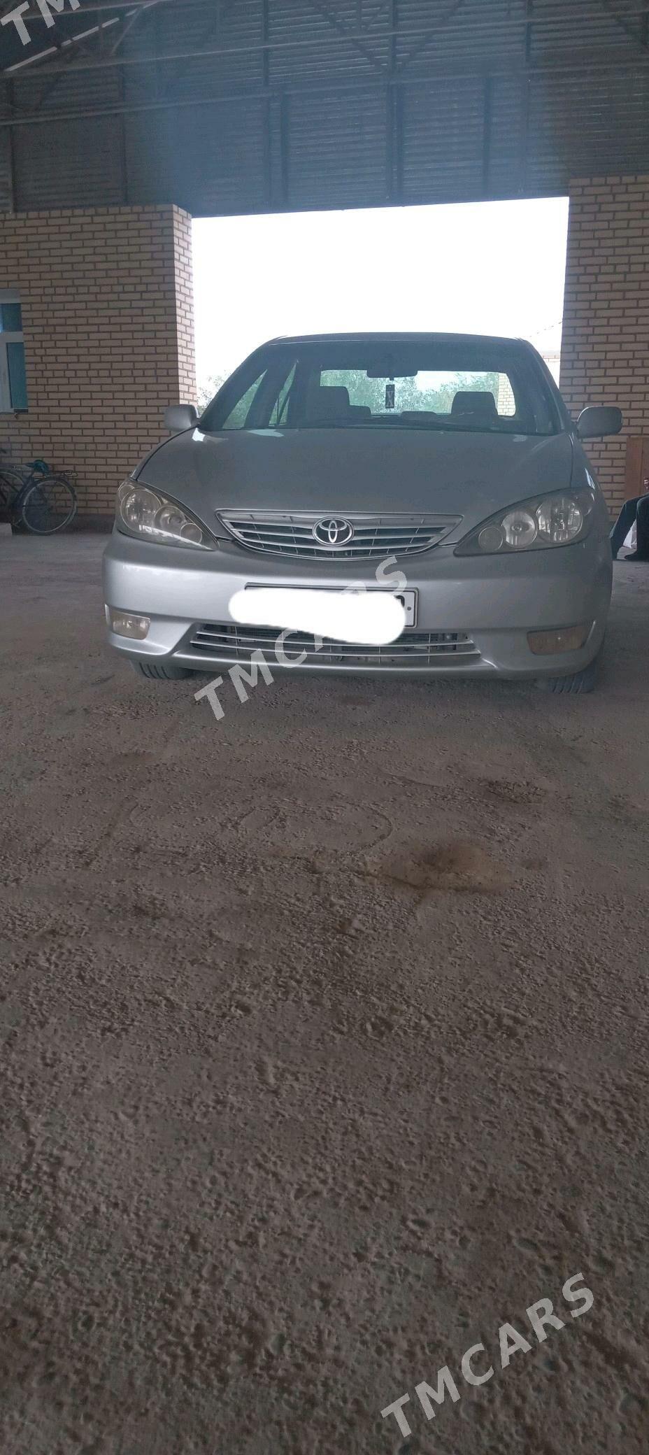 Toyota Camry 2003 - 150 000 TMT - Мургап - img 3