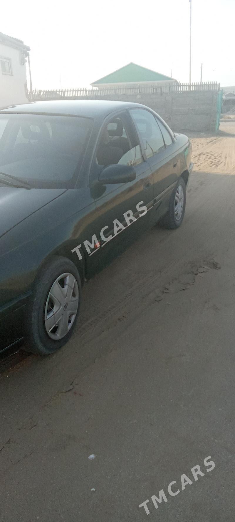 Opel Omega 1995 - 20 000 TMT - Esenguly - img 3