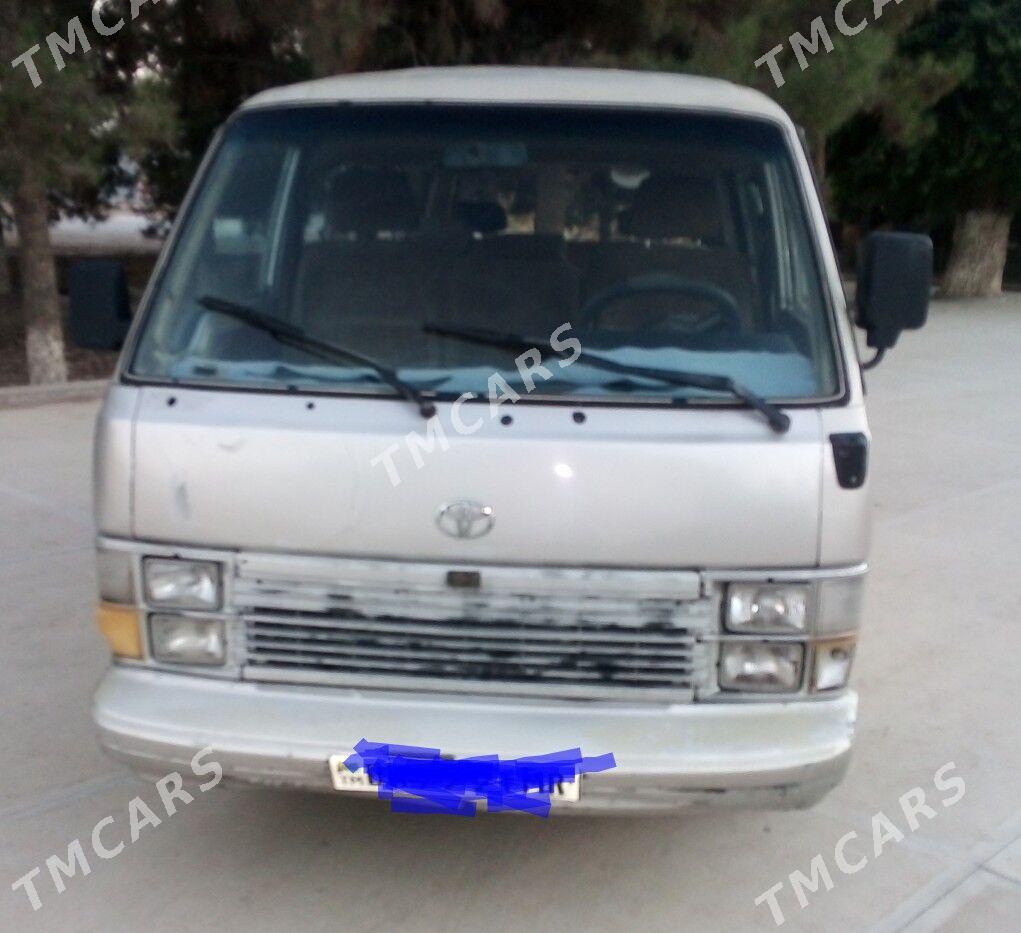 Toyota Hiace 1986 - 35 000 TMT - Байрамали - img 5