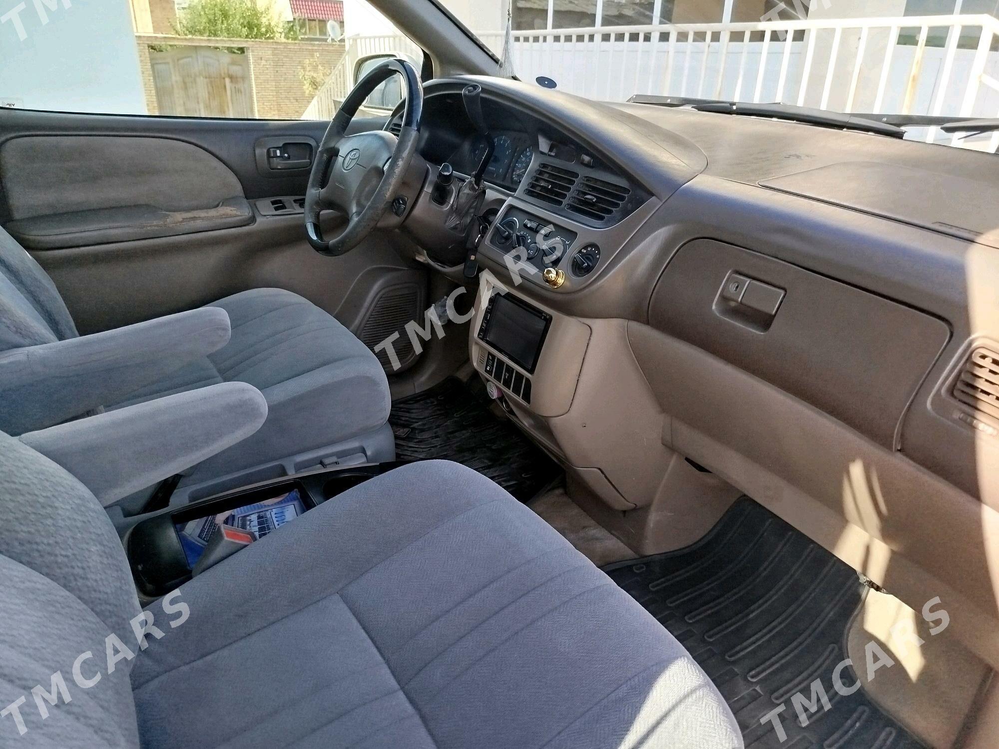 Toyota Sienna 2002 - 170 000 TMT - Туркменабат - img 3