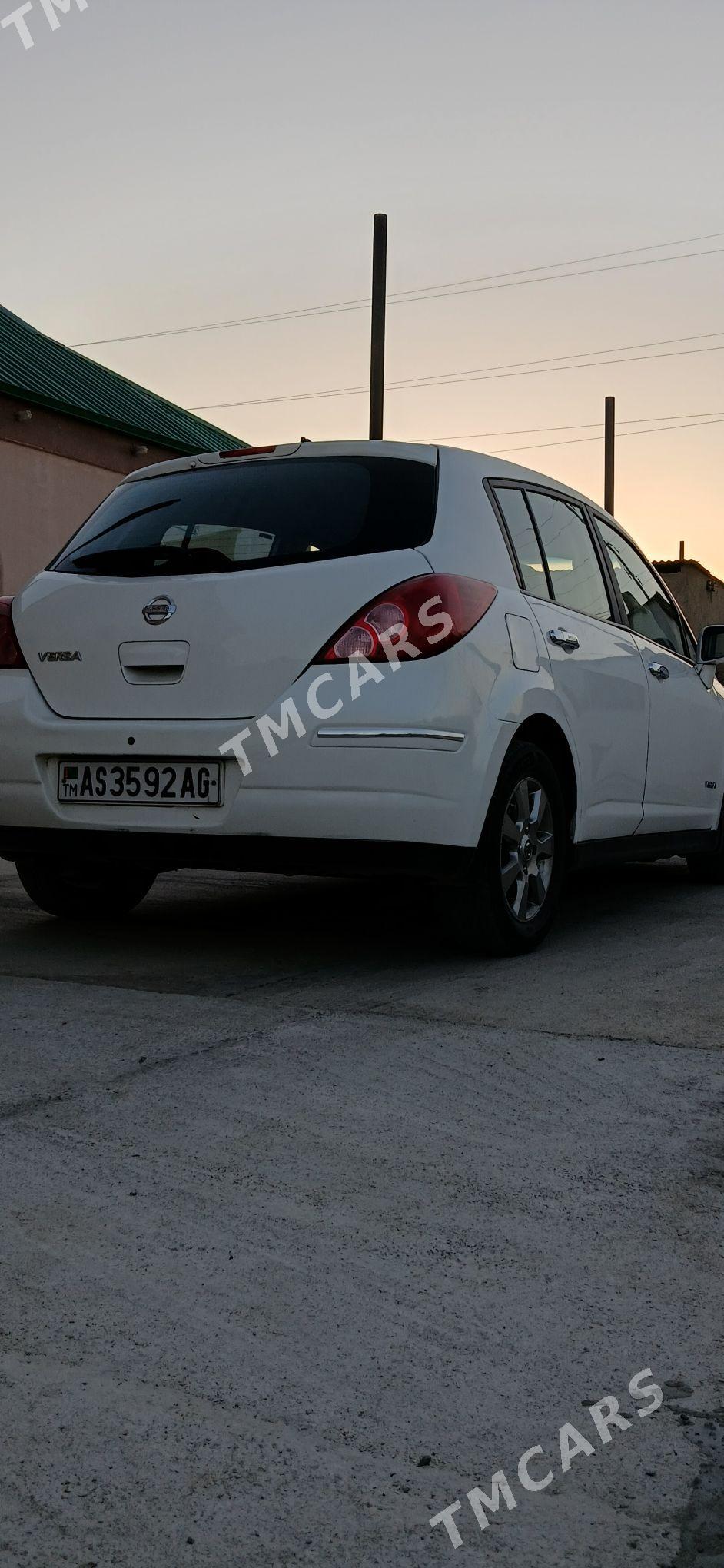 Nissan Versa 2009 - 122 000 TMT - Aşgabat - img 5