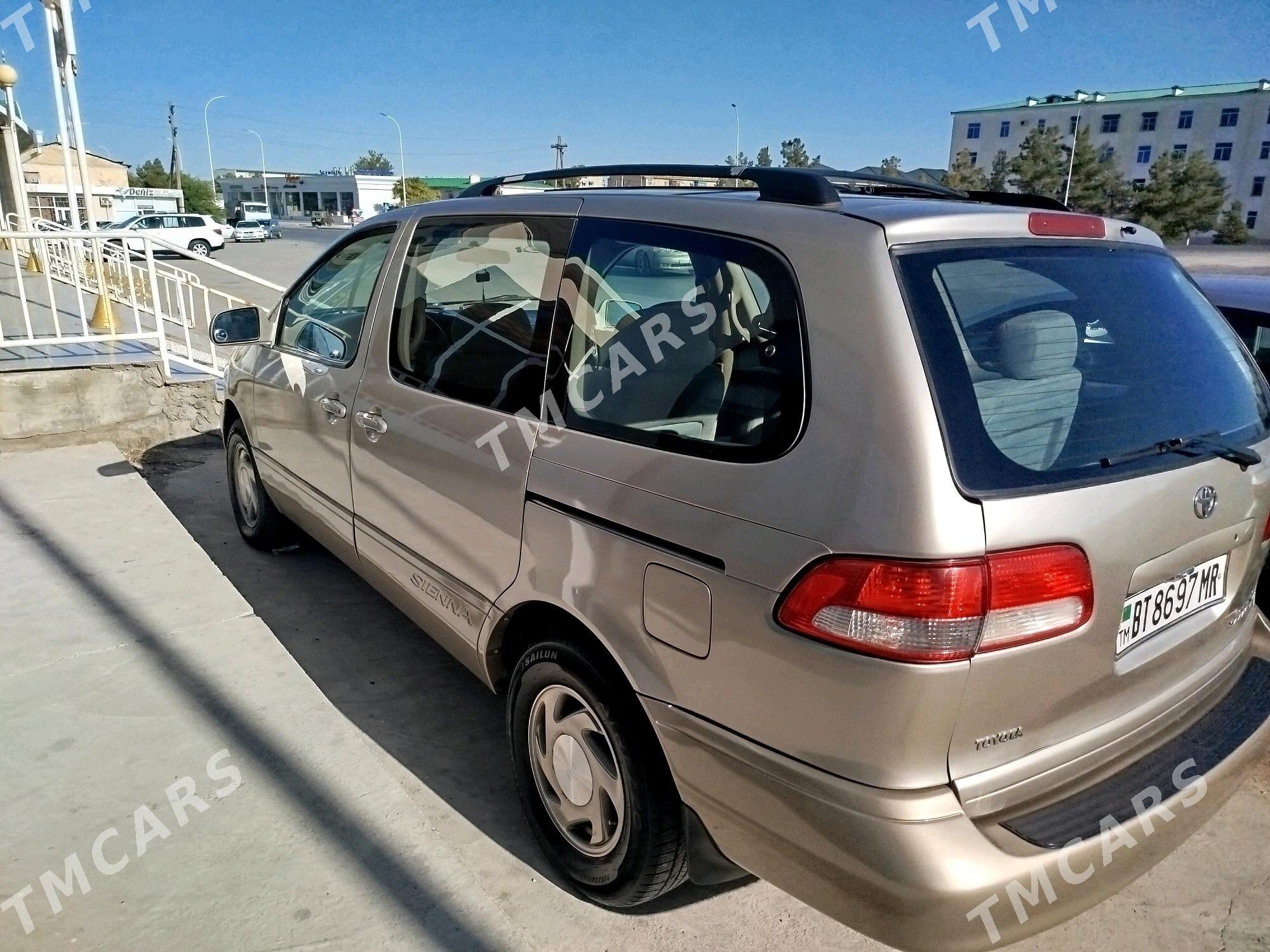 Toyota Sienna 2002 - 170 000 TMT - Туркменабат - img 5
