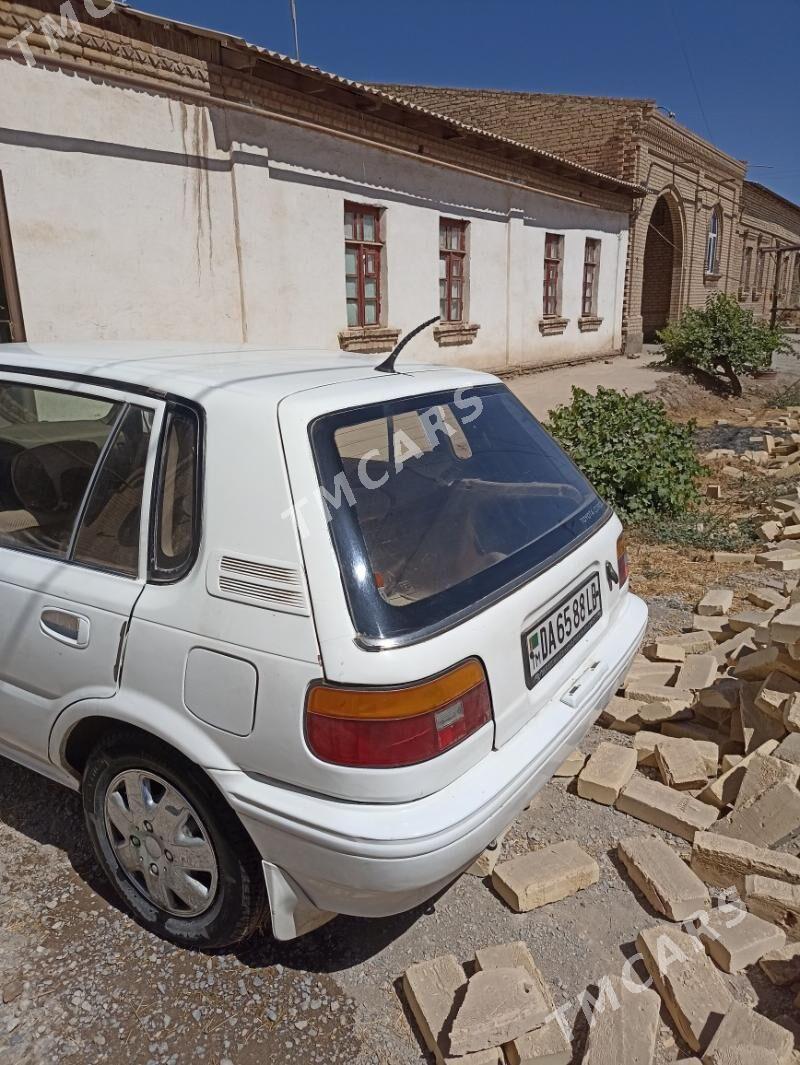 Toyota Corolla 1990 - 30 000 TMT - Чарджоу - img 2