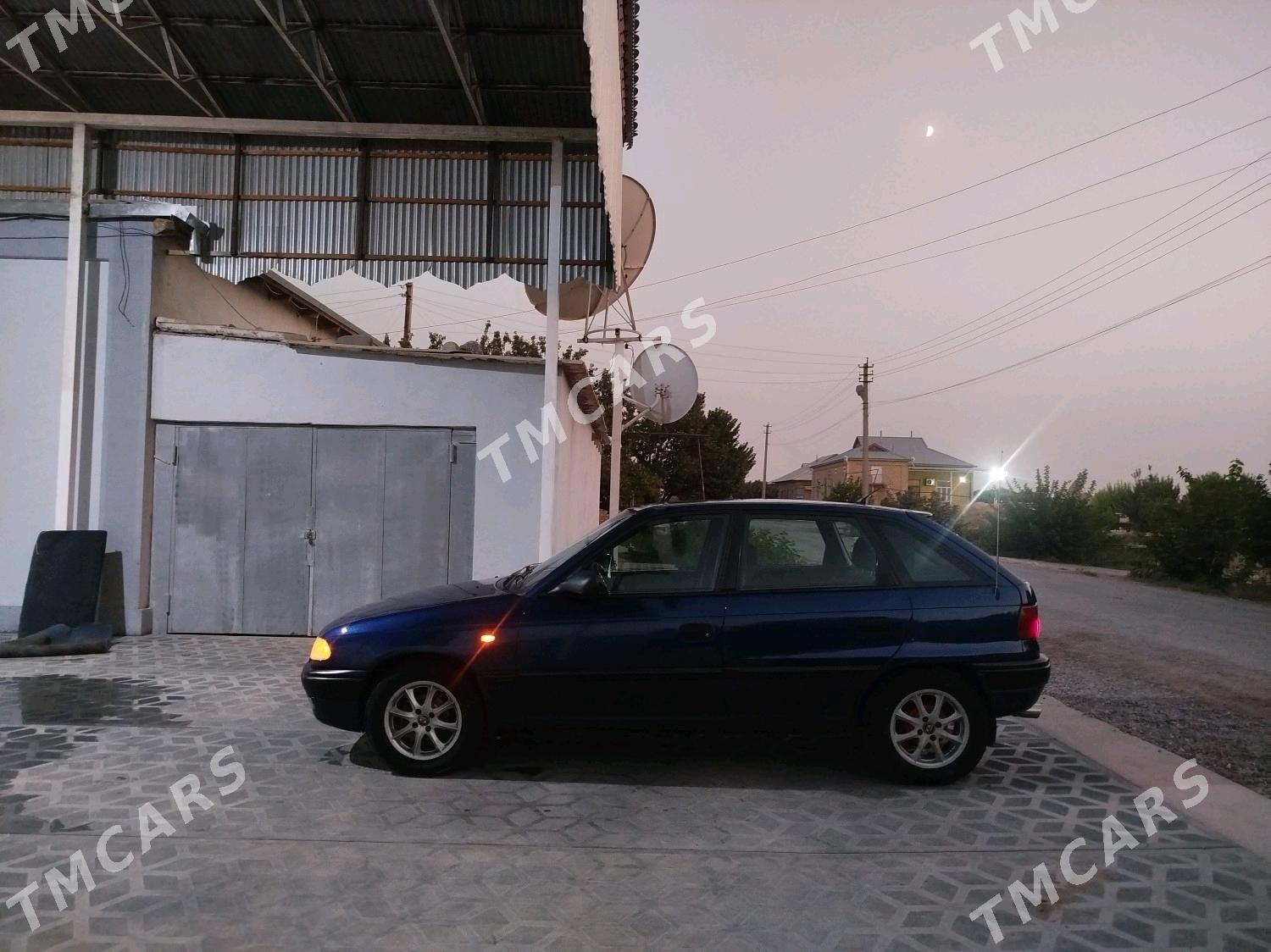 Opel Astra 1993 - 50 000 TMT - Мары - img 9