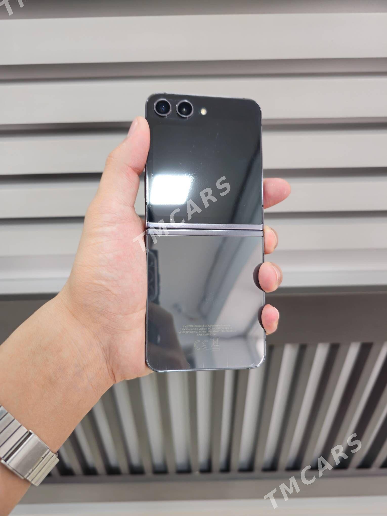Samsung Zflip 5 - Мары - img 2