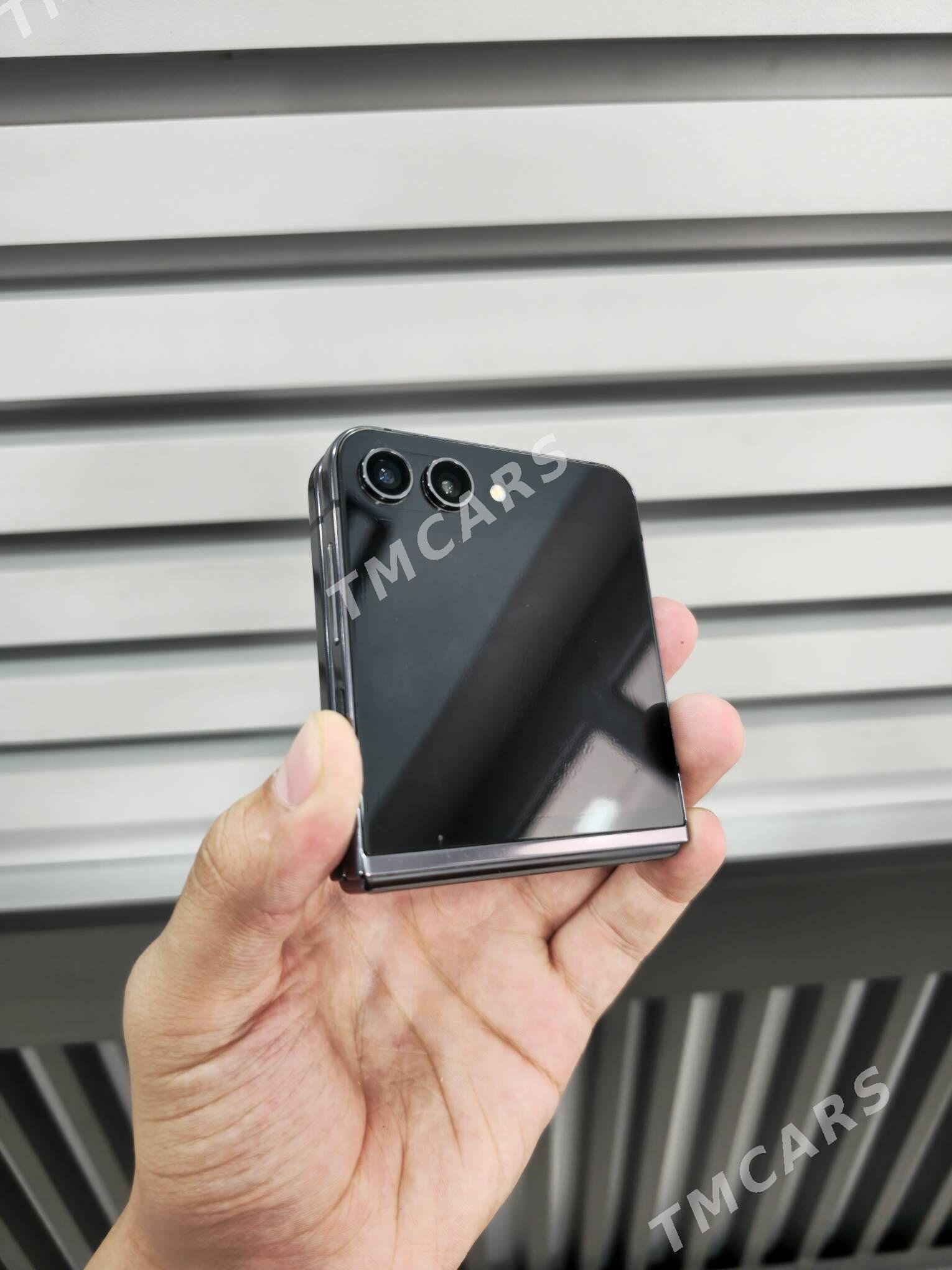 Samsung Zflip 5 - Мары - img 5