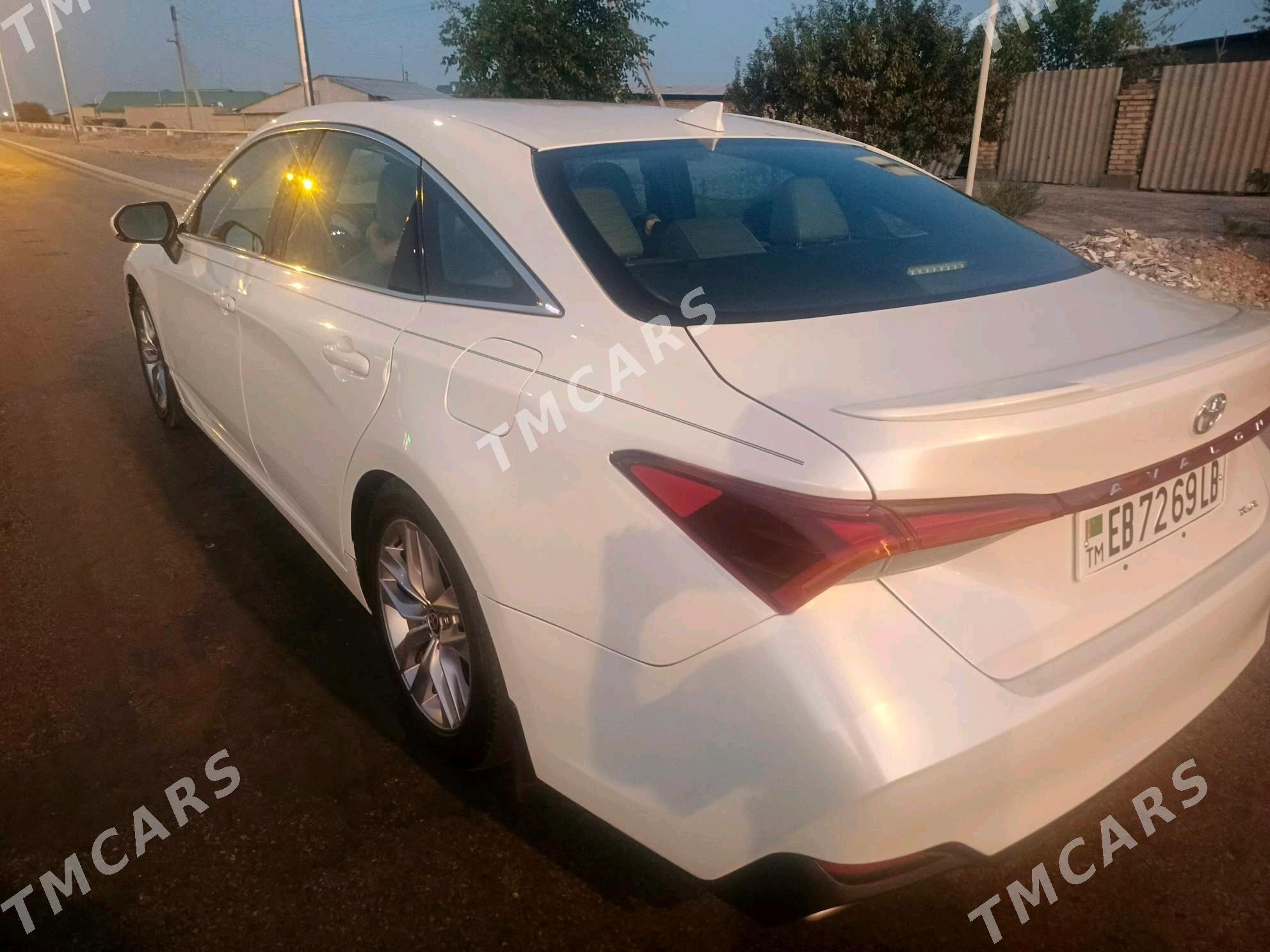 Toyota Avalon 2021 - 500 000 TMT - Туркменабат - img 4