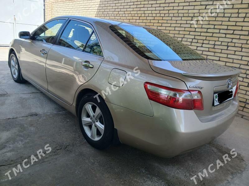 Toyota Camry 2009 - 150 000 TMT - Halaç - img 3