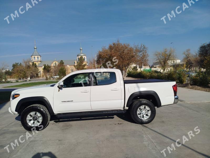 Toyota Tacoma 2019 - 550 000 TMT - Туркменабат - img 6