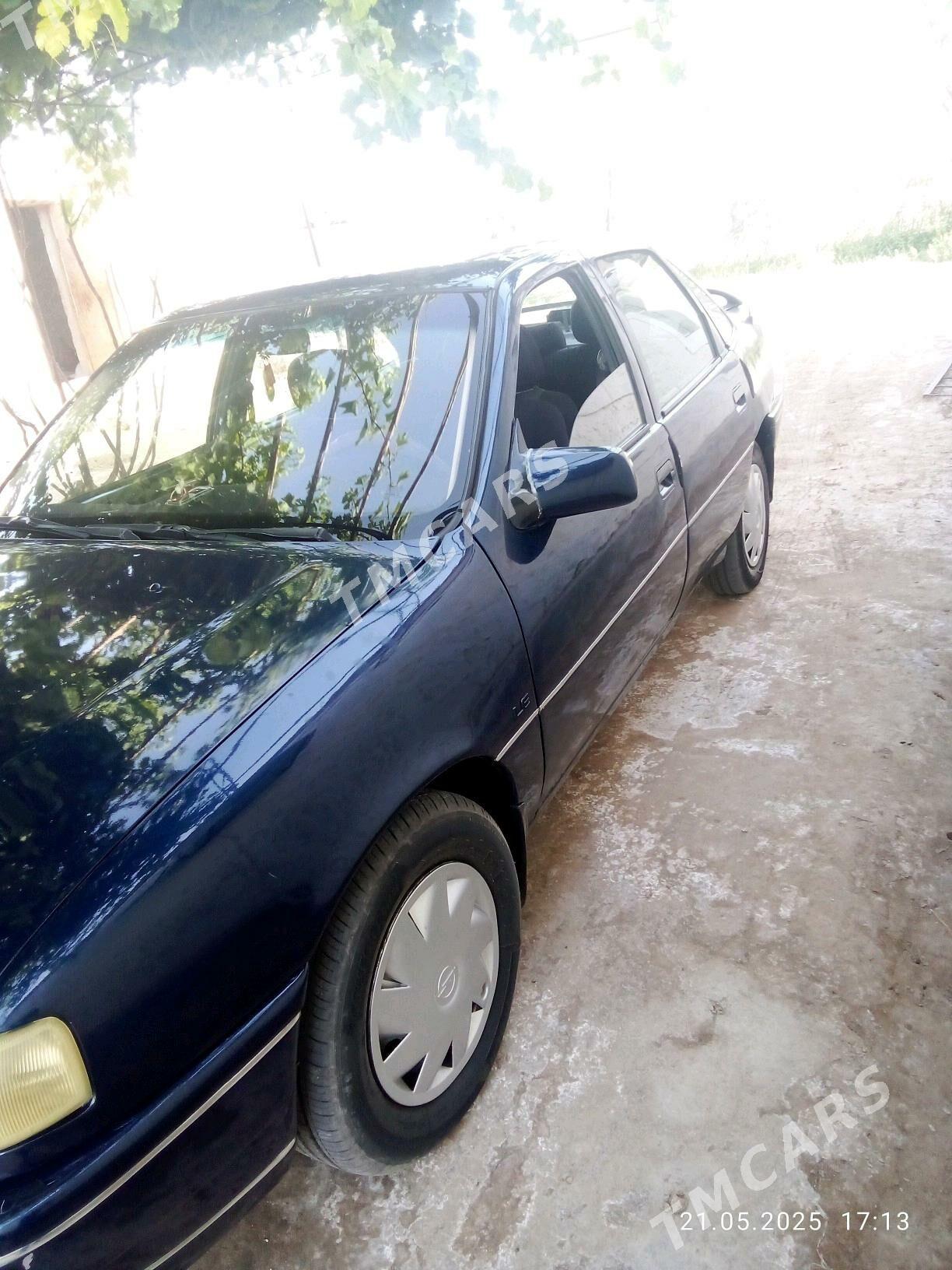 Opel Vectra 1992 - 28 000 TMT - Dostluk - img 5