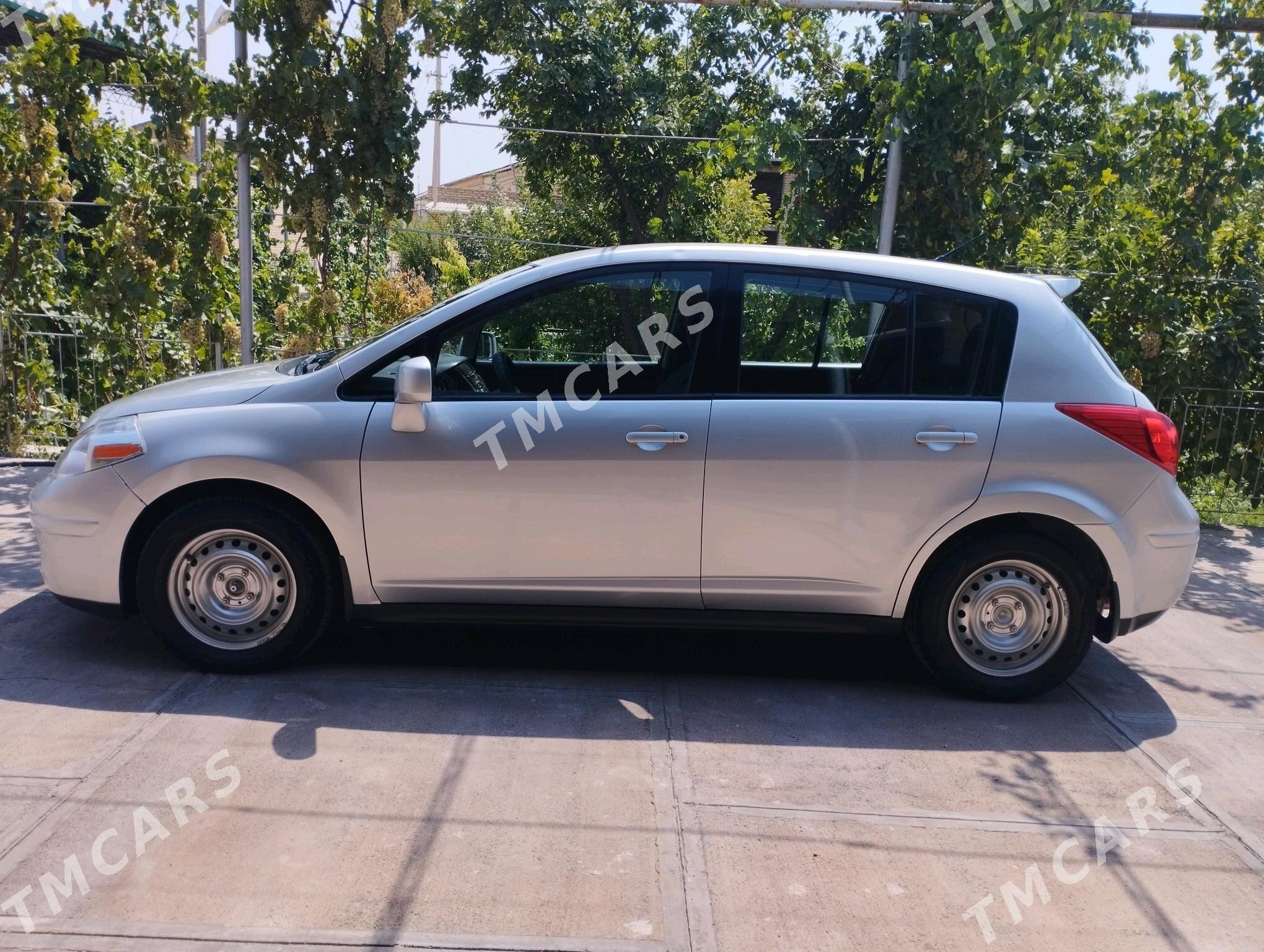 Nissan Versa 2011 - 120 000 TMT - Халач - img 7