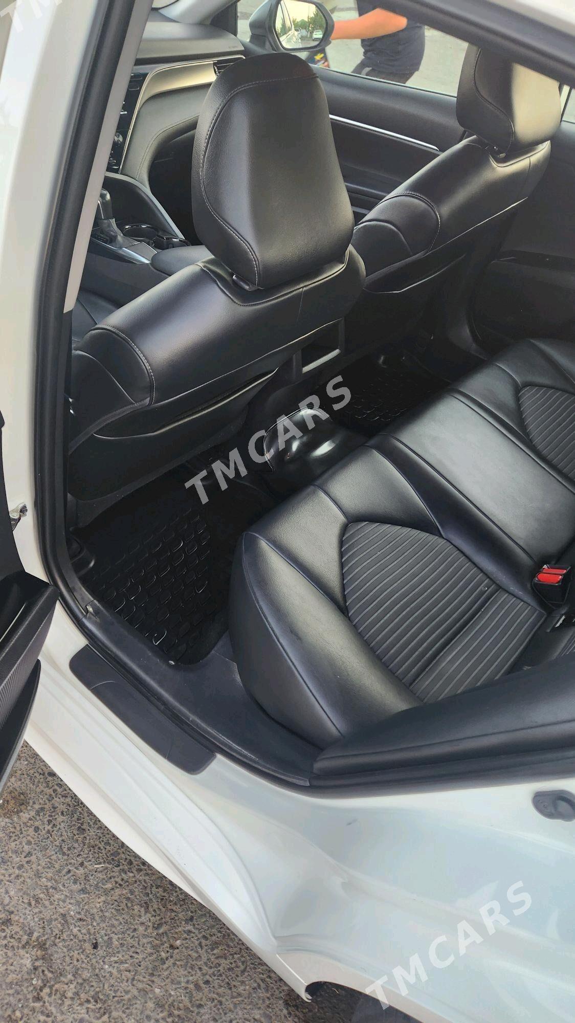 Toyota Camry 2020 - 325 000 TMT - Ашхабад - img 3