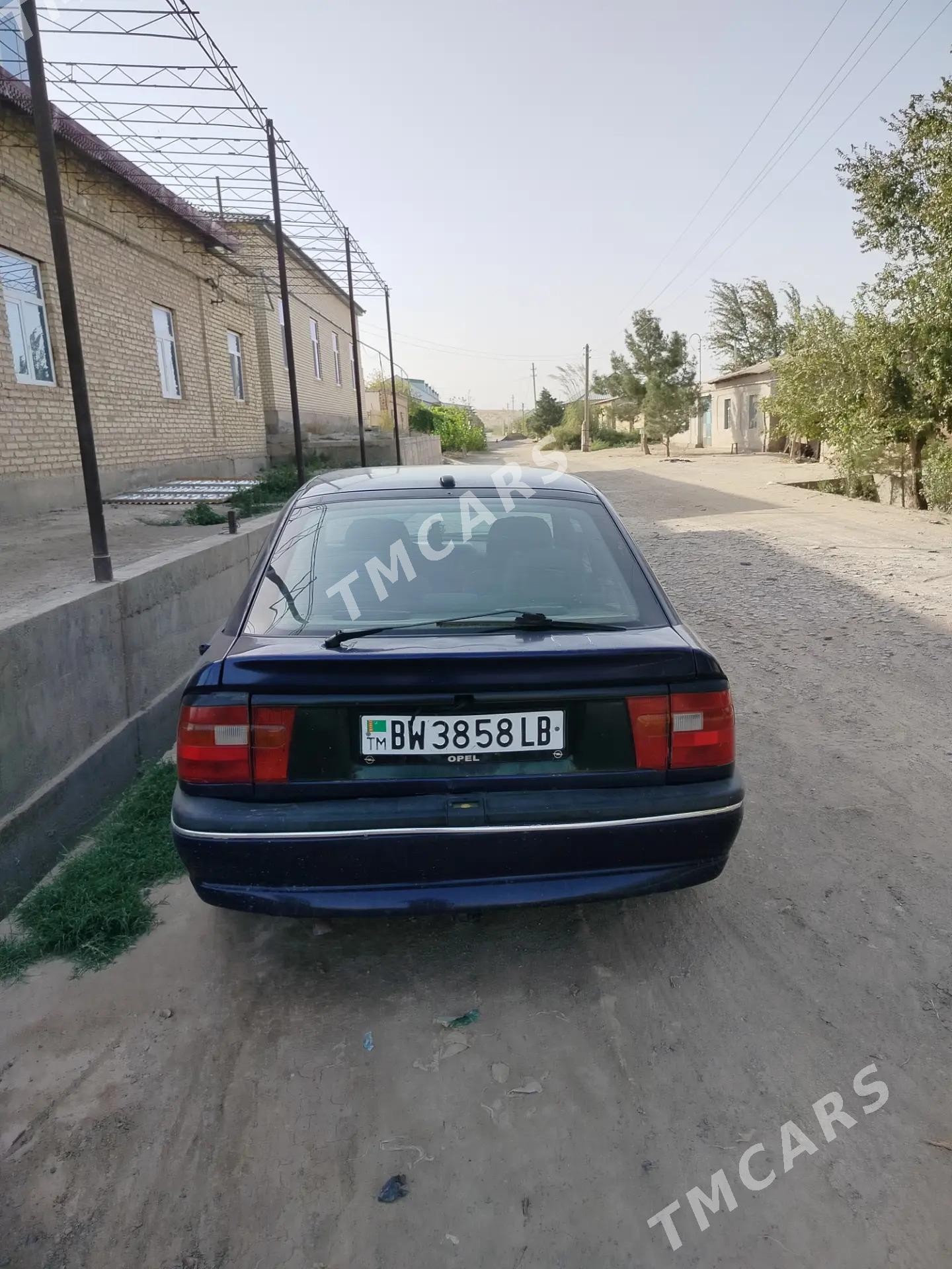 Opel Vectra 1994 - 20 000 TMT - Farap - img 8