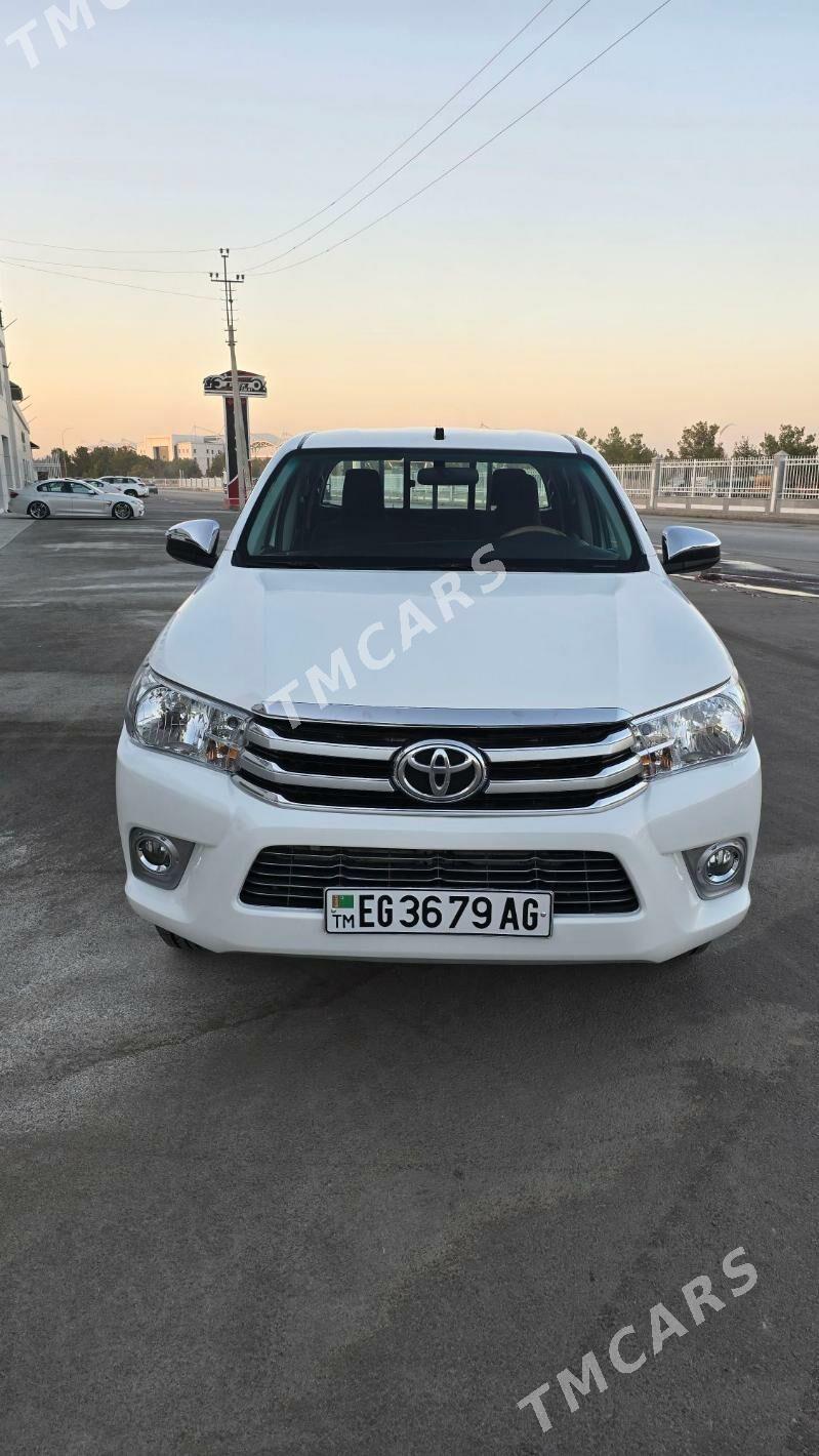 Toyota Hilux 2020 - 355 000 TMT - Ашхабад - img 3