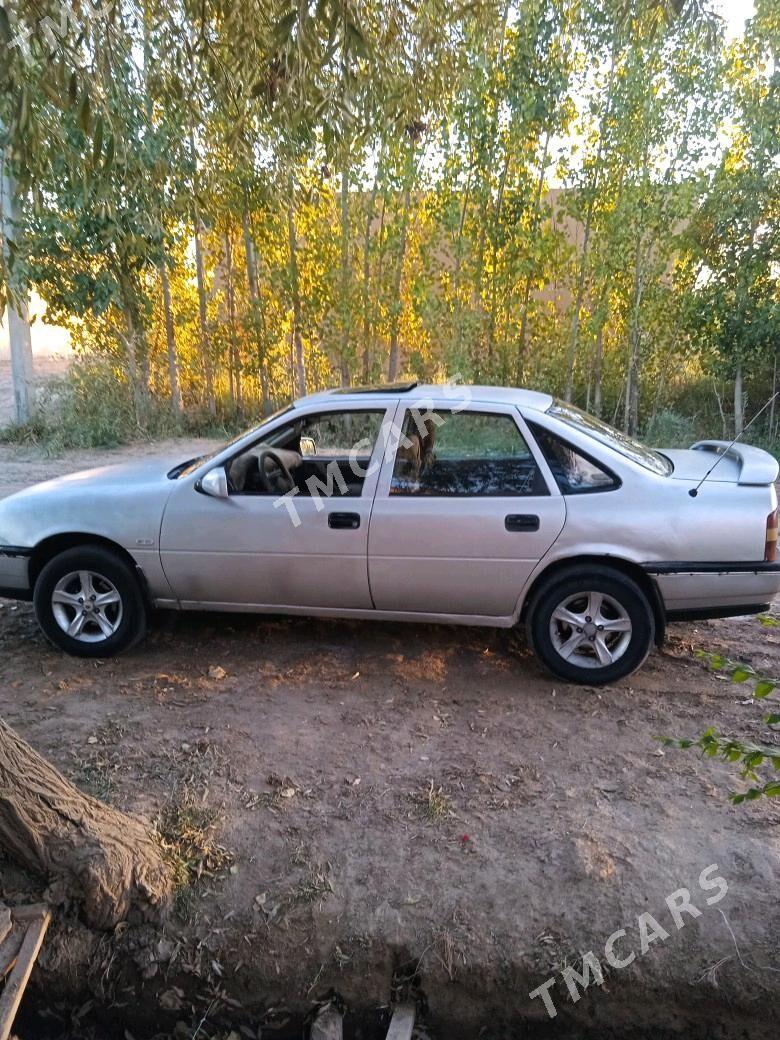 Opel Vectra 1990 - 21 000 TMT - Gurbansoltan Eje - img 3