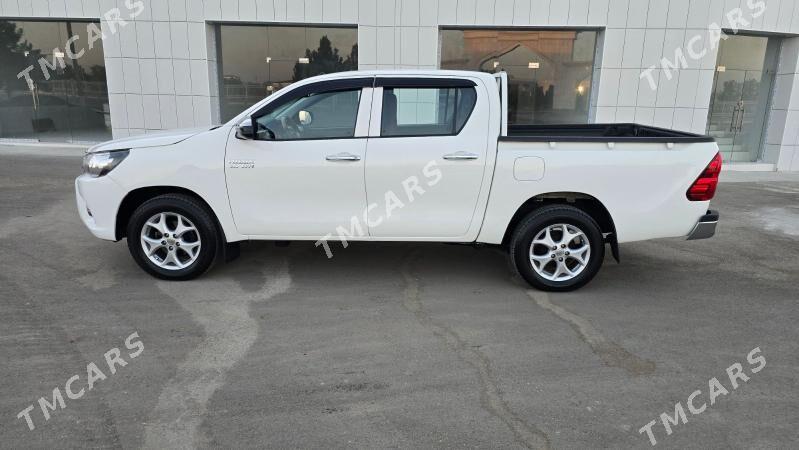 Toyota Hilux 2020 - 355 000 TMT - Ашхабад - img 2