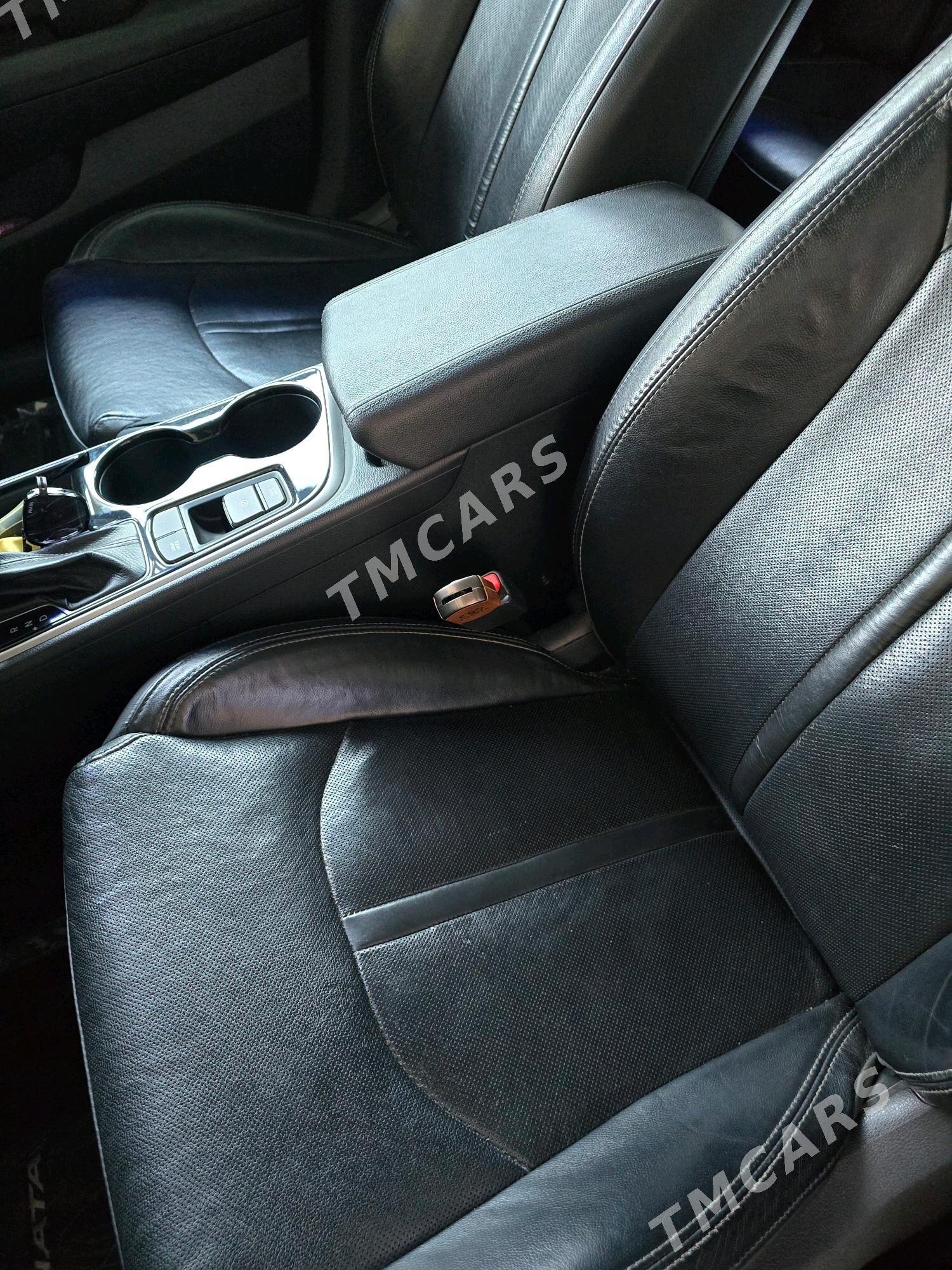 Hyundai Sonata 2018 - 250 000 TMT - Кака - img 9