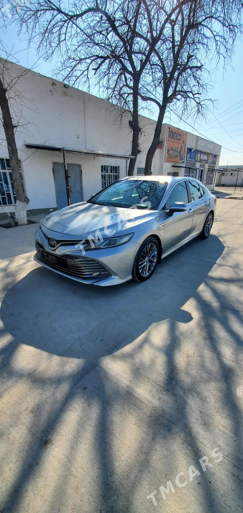 Toyota Camry 2017 - 265 000 TMT - Анев - img 9