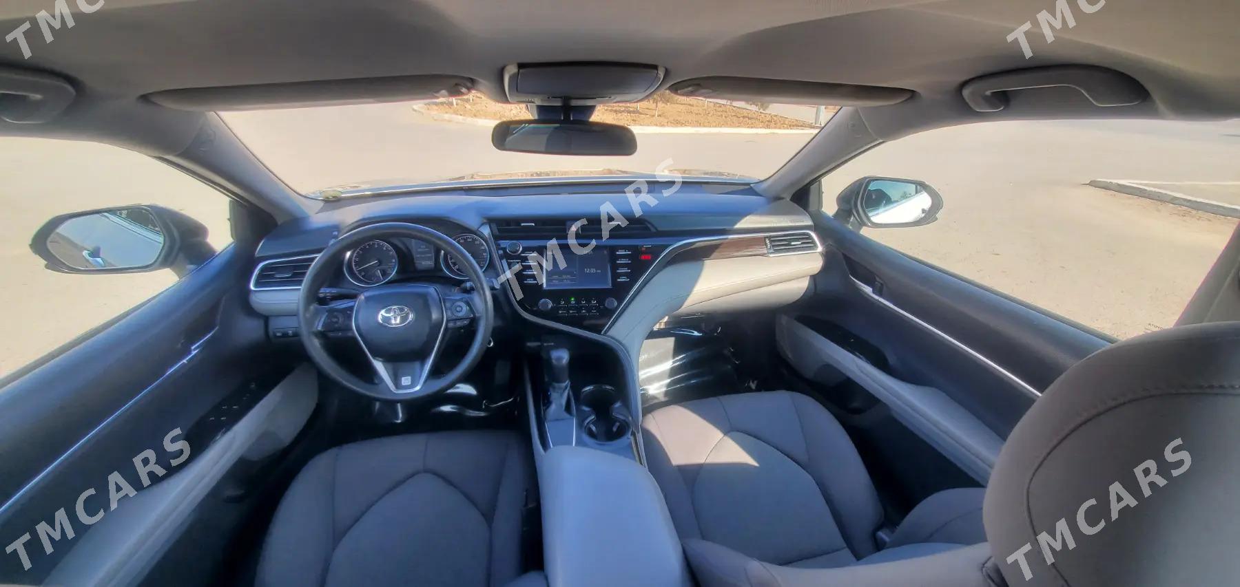 Toyota Camry 2017 - 265 000 TMT - Анев - img 3