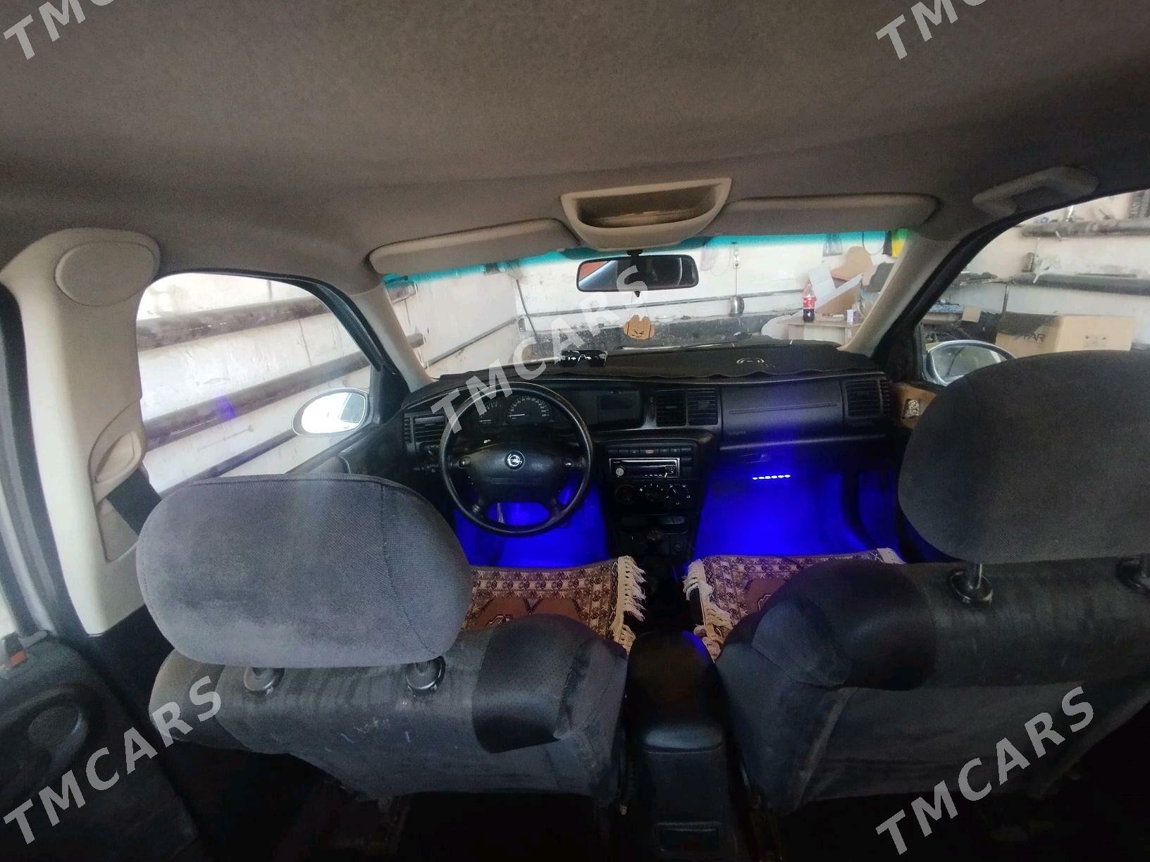 Opel Vectra 2000 - 70 000 TMT - Daşoguz - img 3