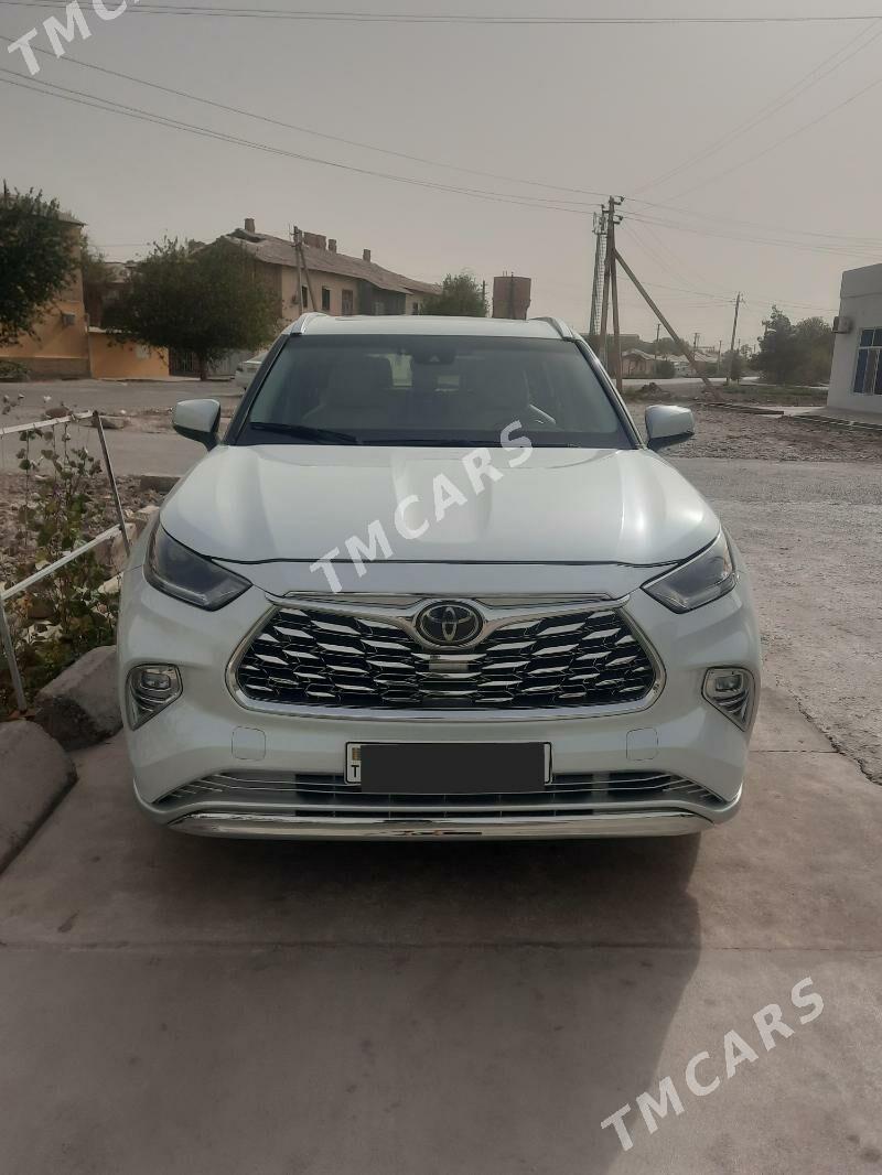 Toyota Highlander 2021 - 530 000 TMT - Мары - img 6