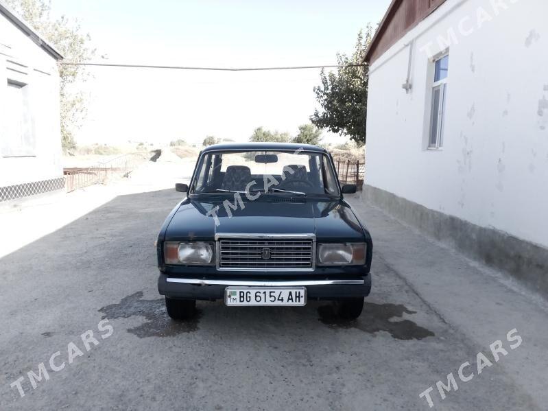 Lada 2107 1998 - 27 000 TMT - Ак-Бугдайский этрап - img 3