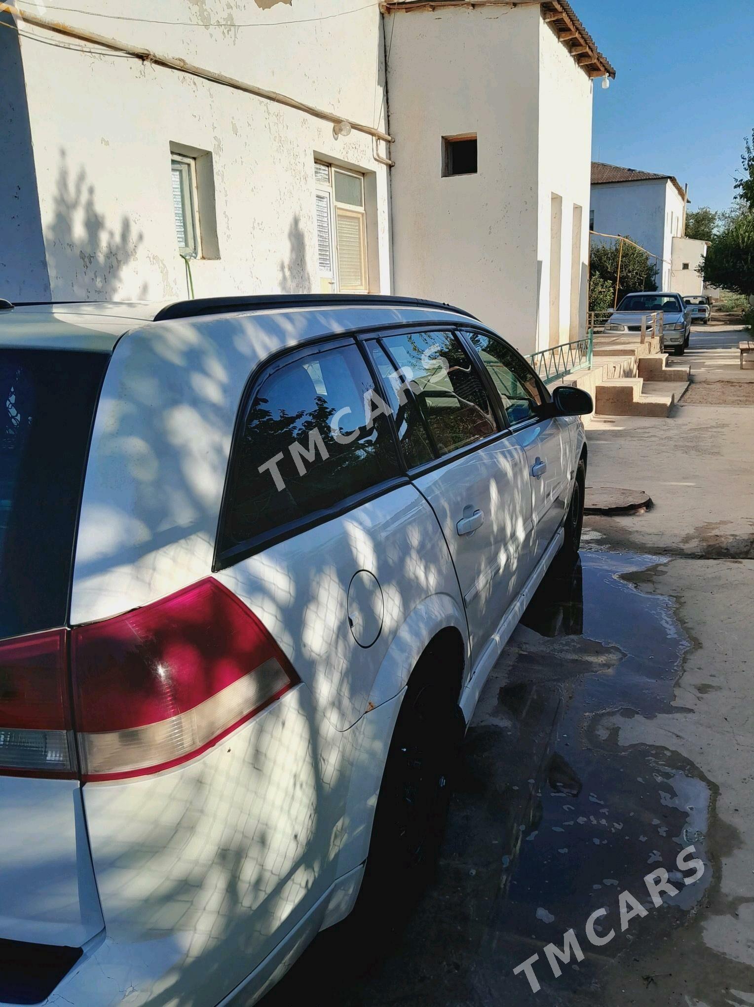 Opel Vectra 2004 - 105 000 TMT - Daşoguz - img 3