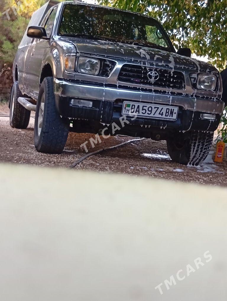Toyota Hilux 1995 - 140 000 TMT - Balkanabat - img 2