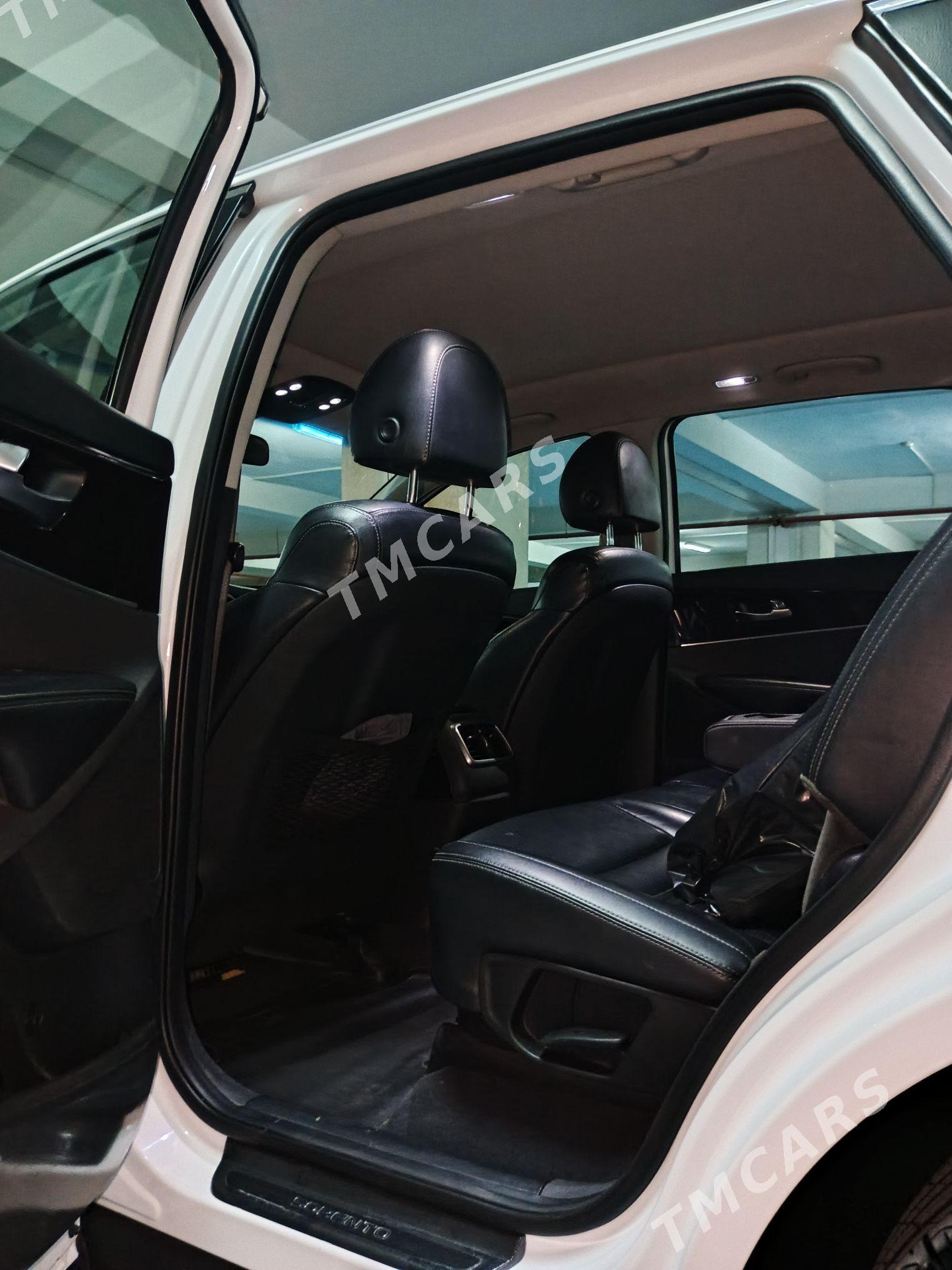 Kia Sorento 2020 - 355 000 TMT - Aşgabat - img 10