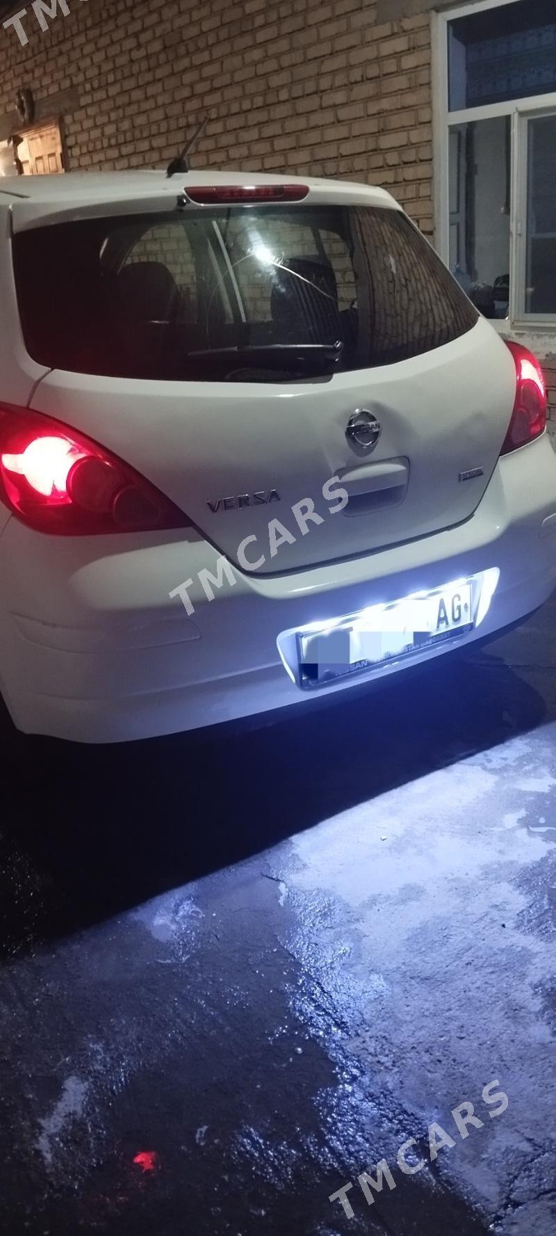 Nissan Versa 2011 - 127 000 TMT - Ашхабад - img 6