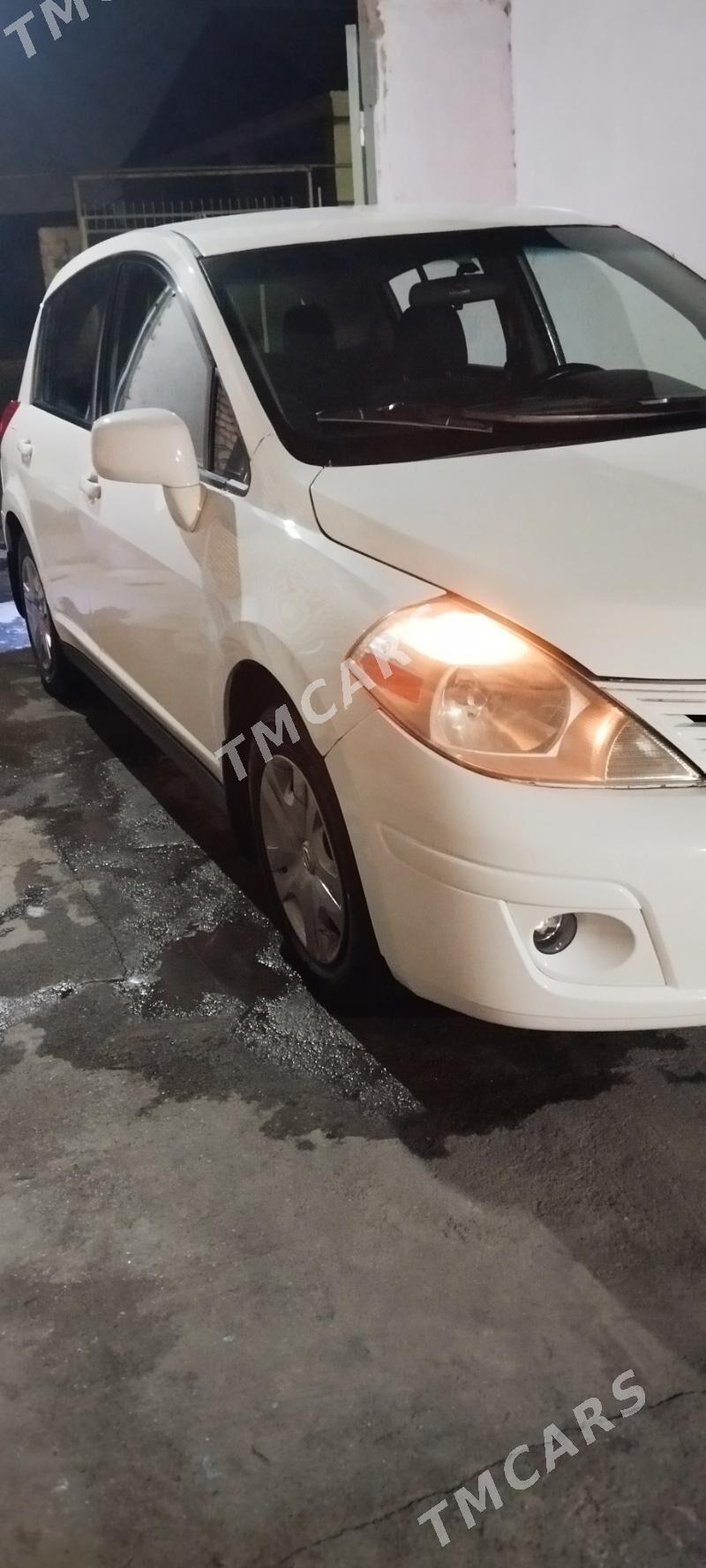Nissan Versa 2011 - 127 000 TMT - Ашхабад - img 4