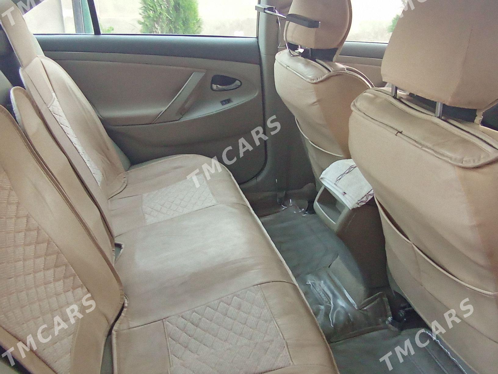 Toyota Camry 2011 - 225 000 TMT - Дашогуз - img 5