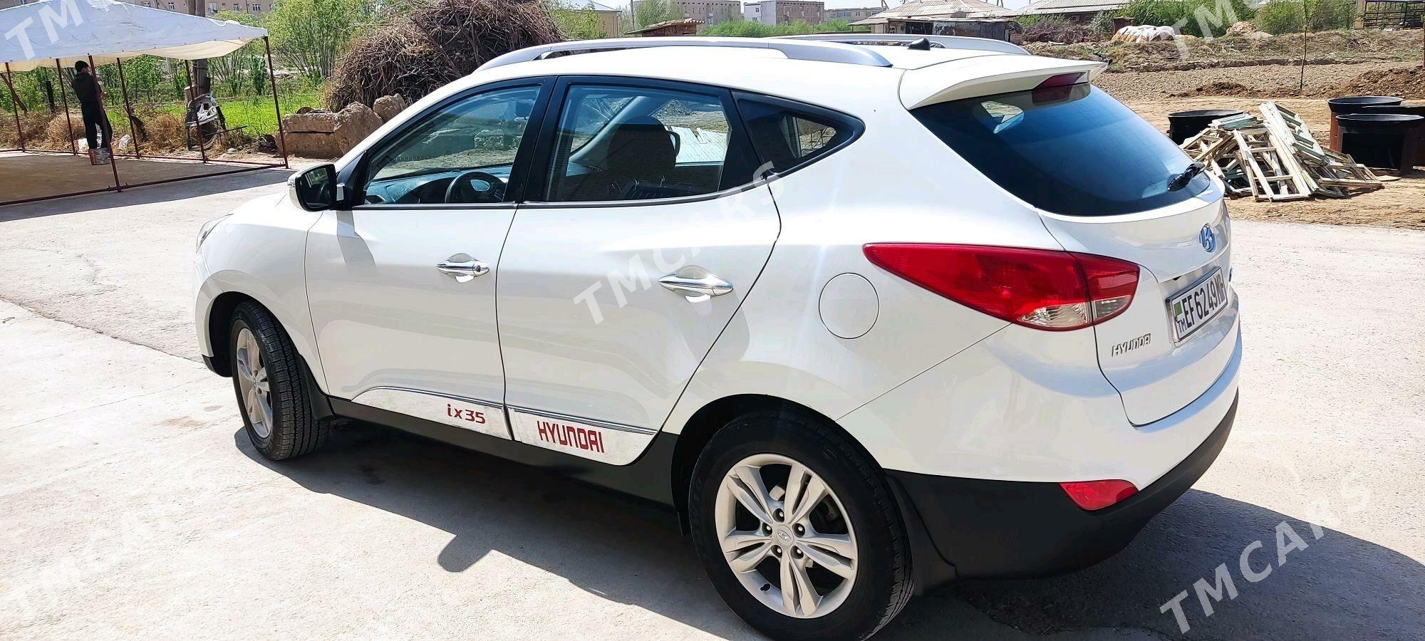 Hyundai IX35 2011 - 220 000 TMT - Мары - img 4