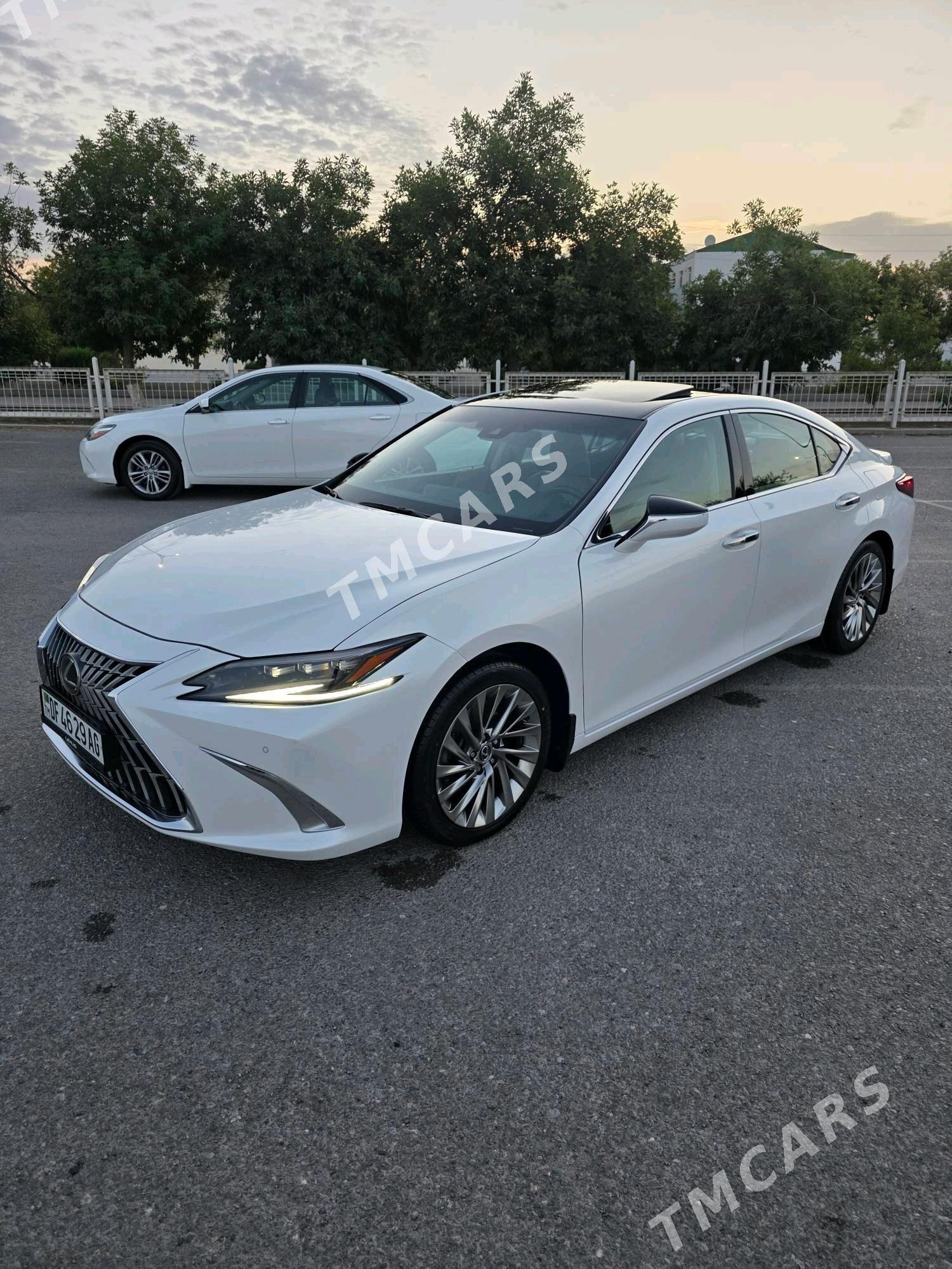 Lexus ES 350 2021 - 526 000 TMT - Büzmeýin GRES - img 3