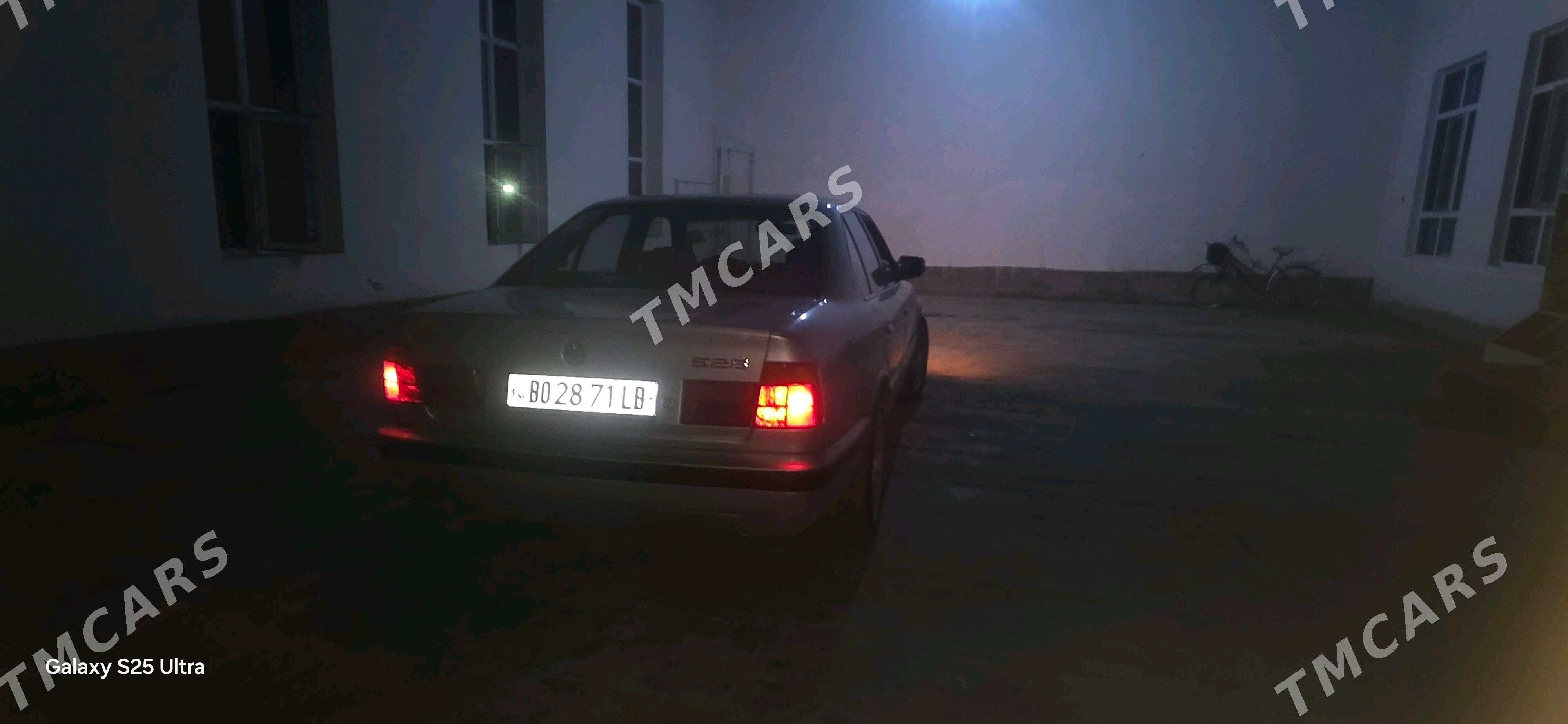 BMW 520 1993 - 40 000 TMT - Туркменабат - img 4