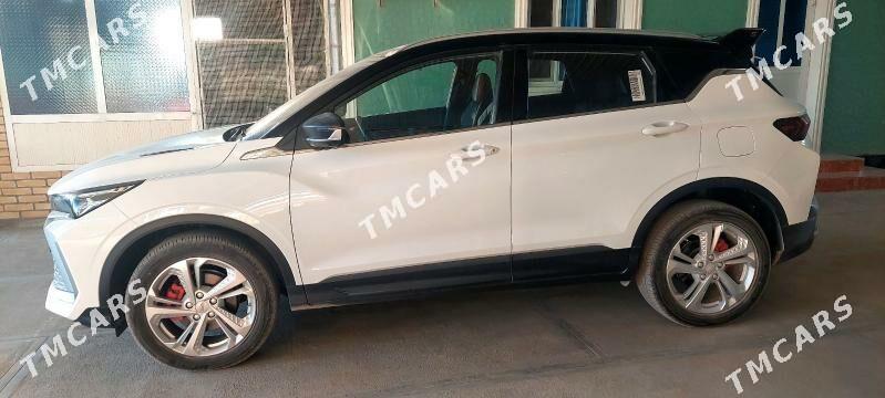 Geely Coolray 2024 - 350 000 TMT - Sakarçäge - img 3