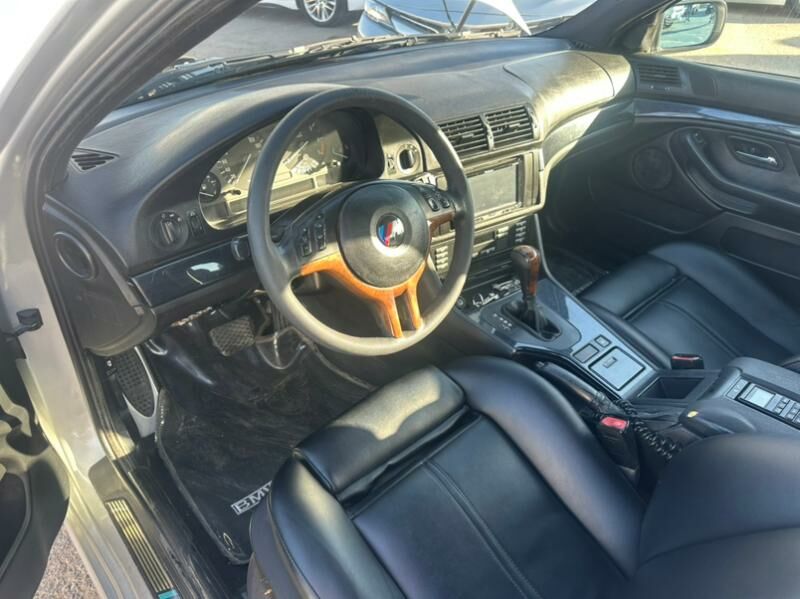 BMW E39 2000 - 143 000 TMT - Mary - img 7
