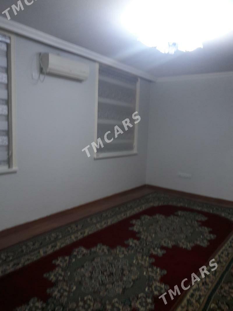 Çeremuşka 3-kom 2-etž - Туркменбаши - img 1