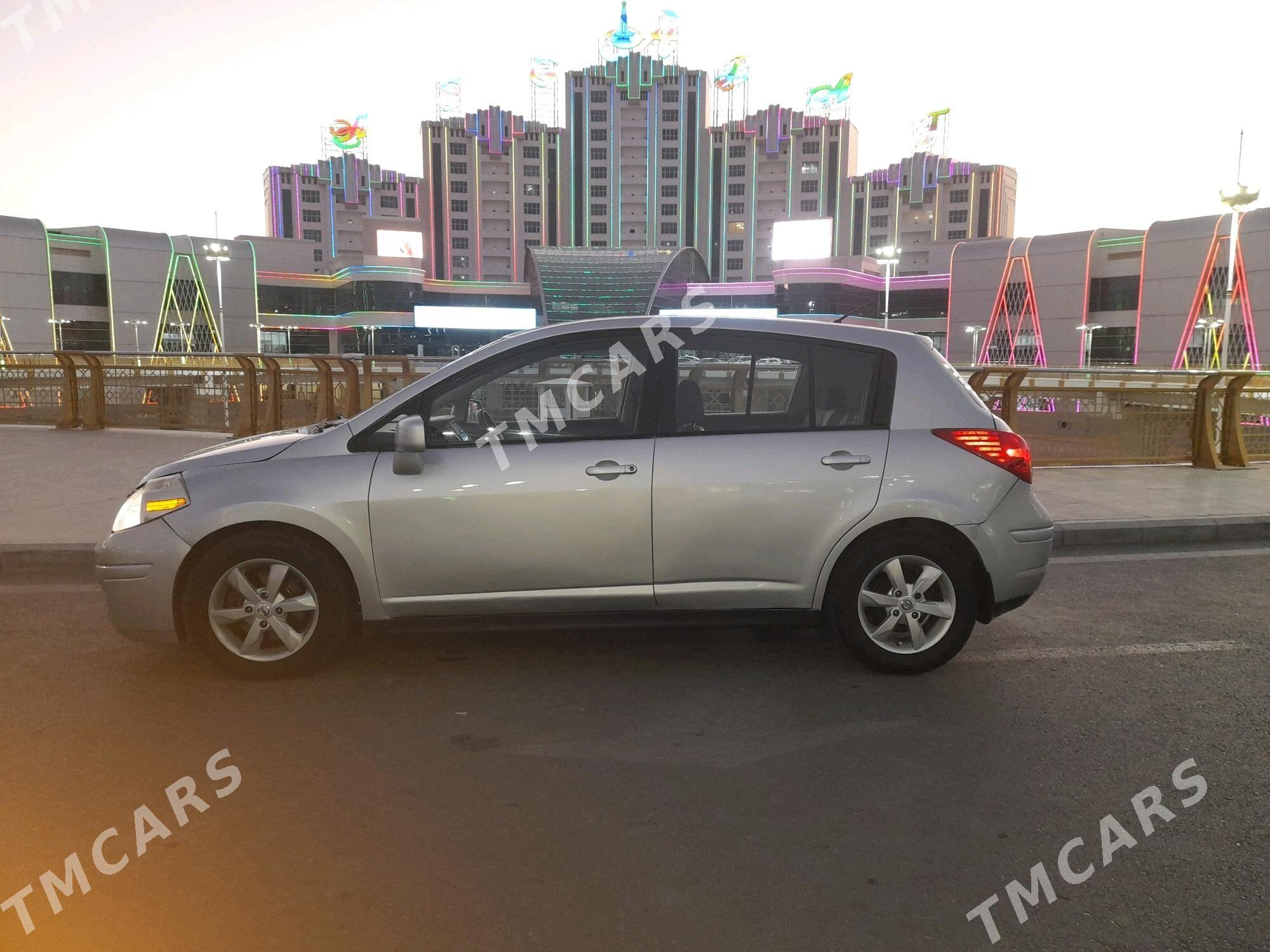 Nissan Versa 2009 - 128 000 TMT - Ашхабад - img 3