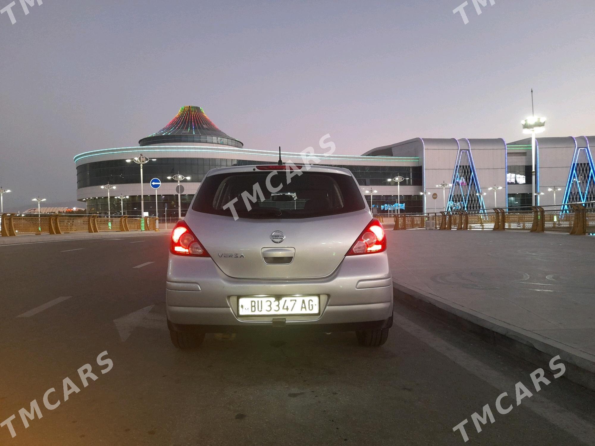 Nissan Versa 2009 - 128 000 TMT - Ашхабад - img 9