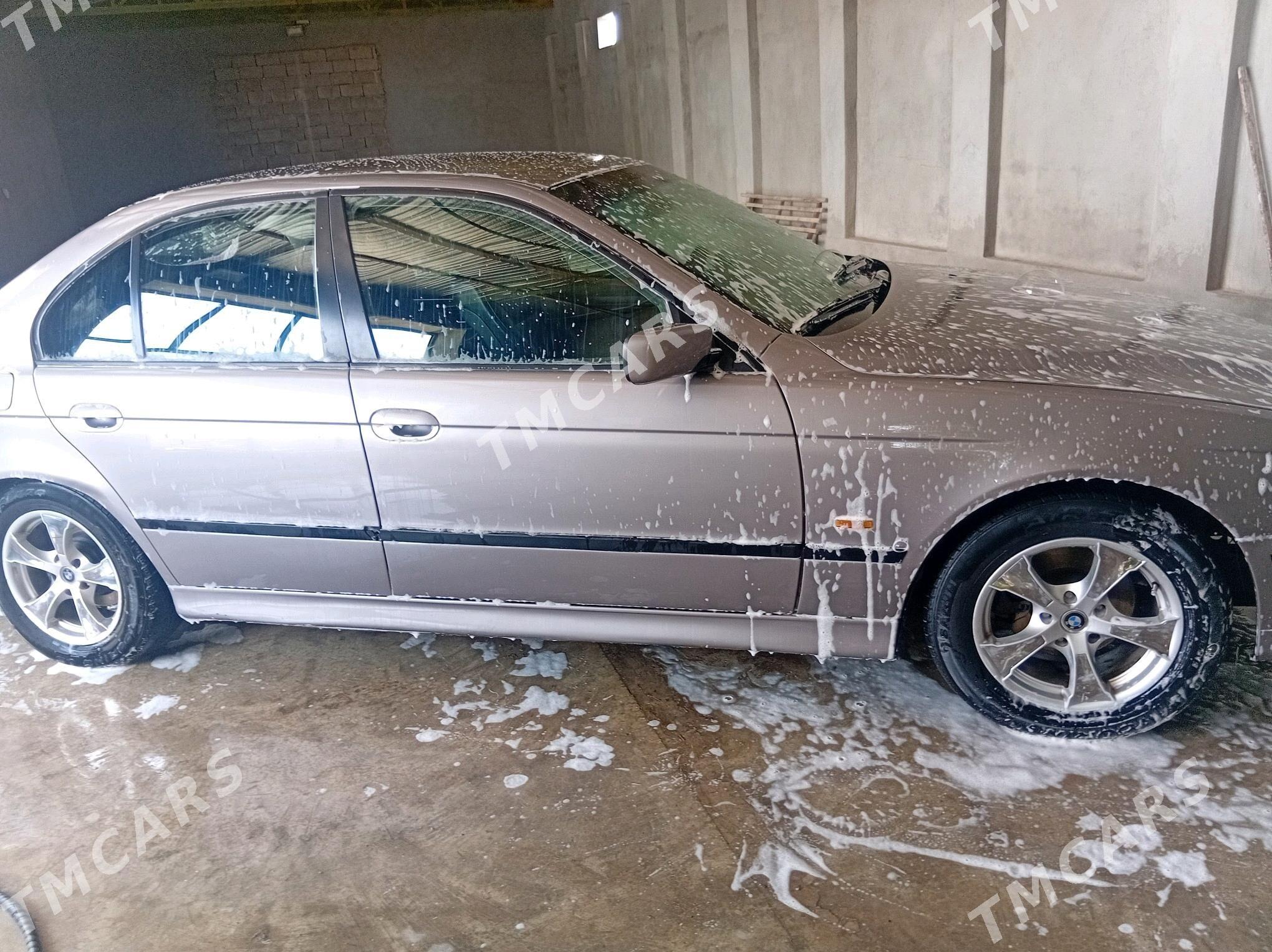 BMW E39 1996 - 80 000 TMT - Гызыларбат - img 4